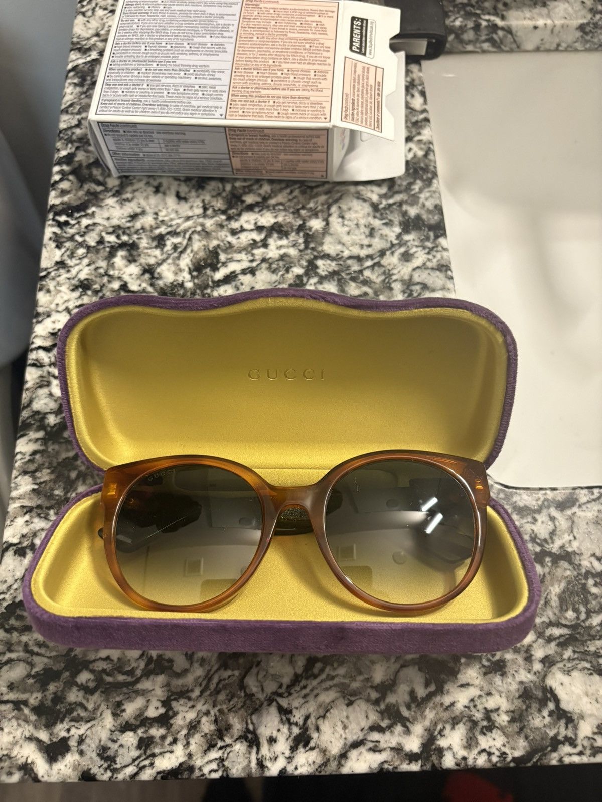 Gucci Gucci Women's Web Accent Sunglasses (Tortoise/Green/Red) Size ONE SIZE - 7 Thumbnail