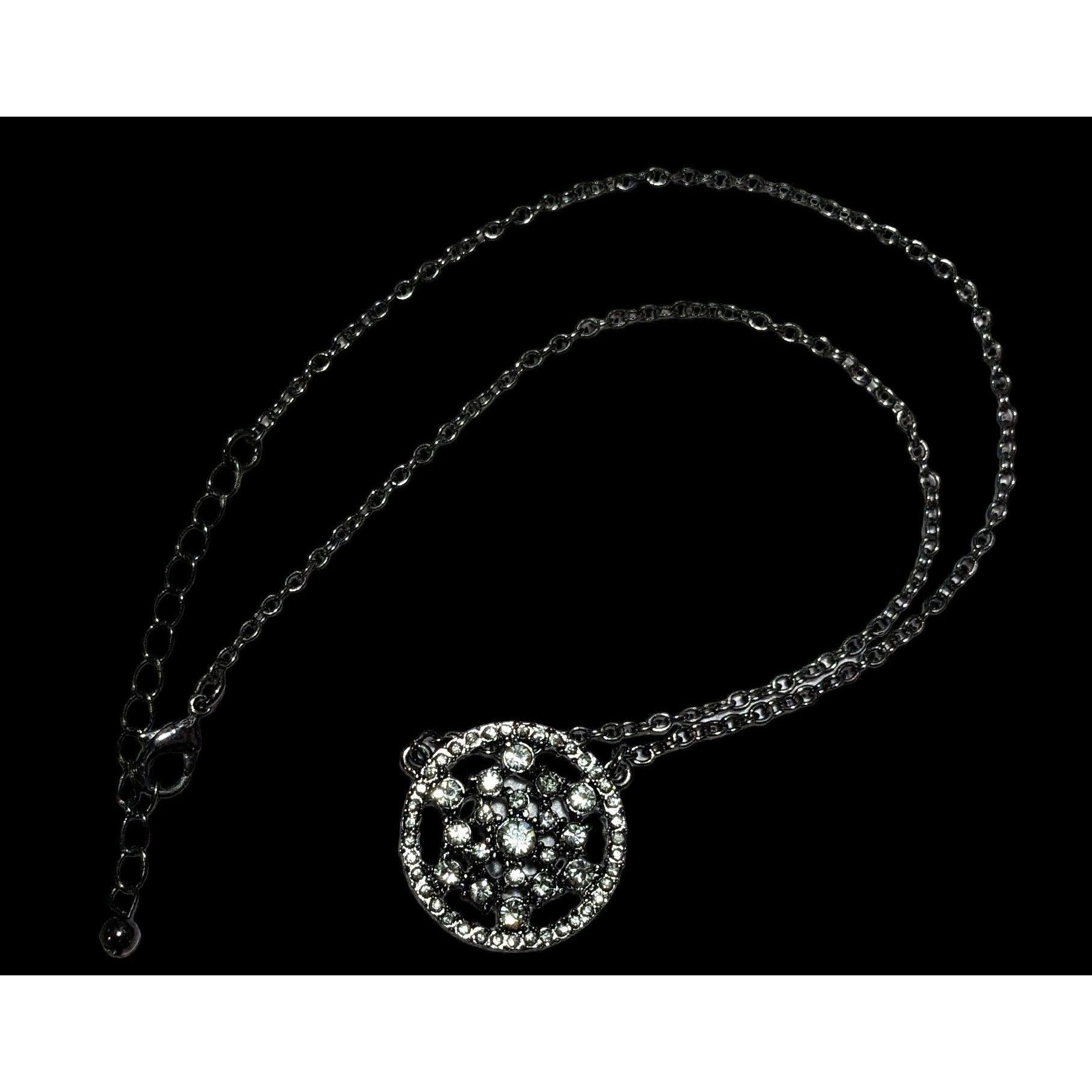 Other Gothic Rhinestone Snowflake Pendant Necklace Size ONE SIZE - 1 Thumbnail