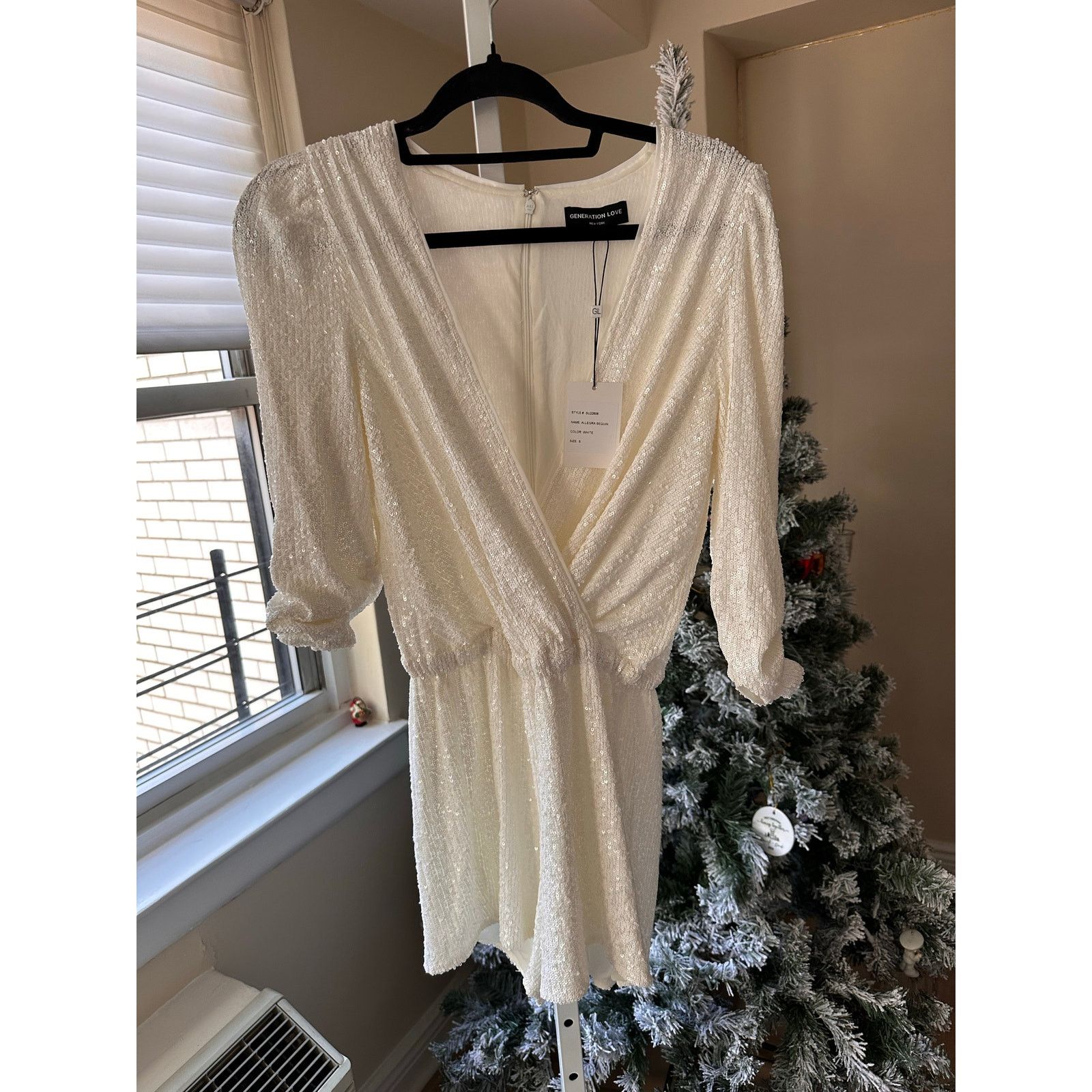 Generation Love NWT Generation Love Allegra Sequin Faux Wrap Jumpsuit White Size S / US 4 / IT 40 - 4 Thumbnail