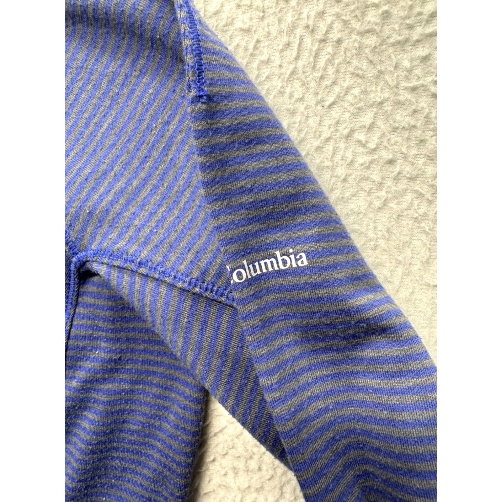 Vintage Columbia Womens 1/2 Zip Pullover Long Sleeve Shirt XS Striped Omni-Wick Blue (Pre-Owned Like New) Size XS / US 0-2 / IT 36-38 - 3 Thumbnail