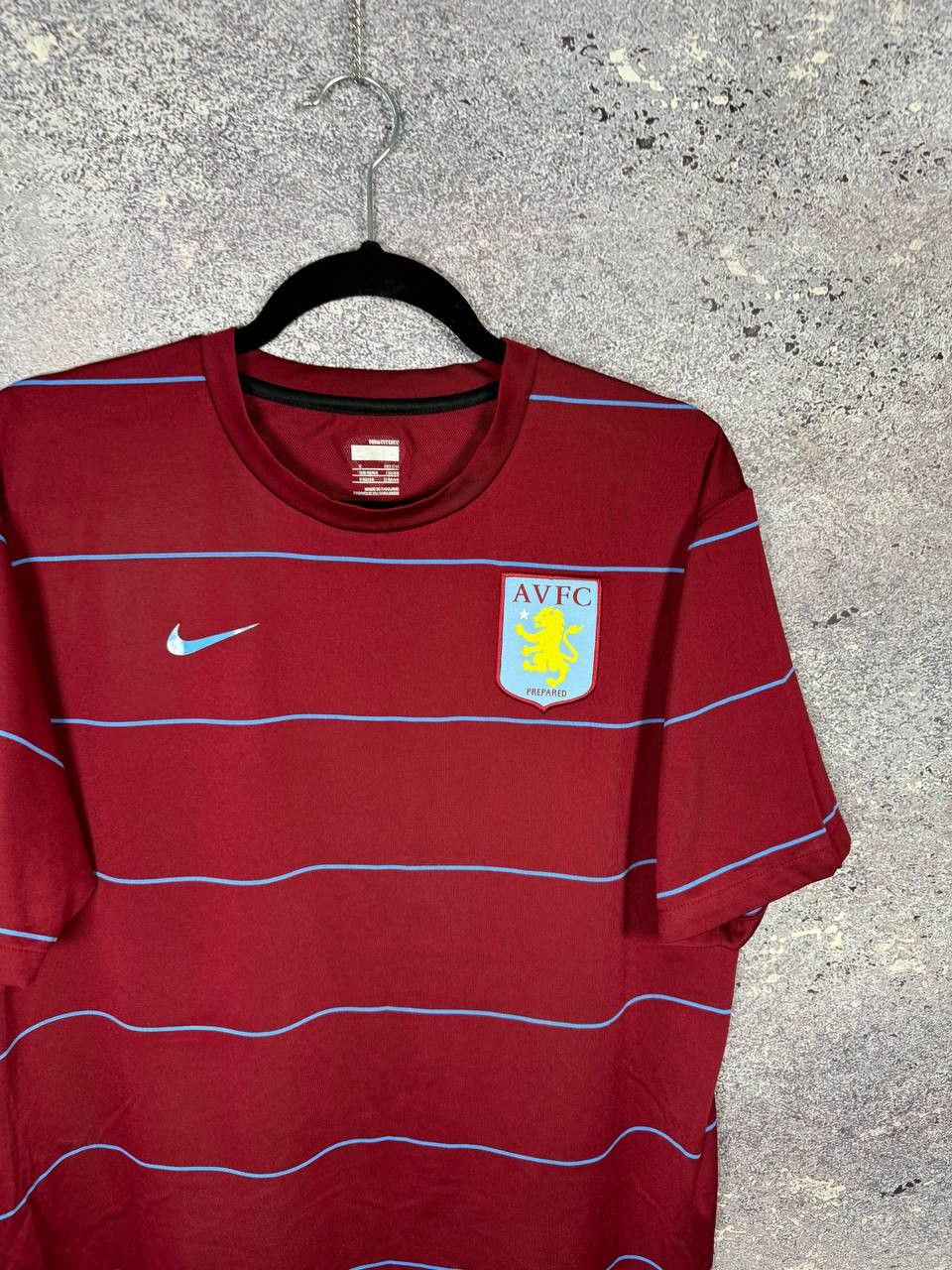 Nike × Vintage Vintage Aston Villa 2006 Nike Training Pre-Match Jersey Size US L / EU 52-54 / 3 - 2 Thumbnail