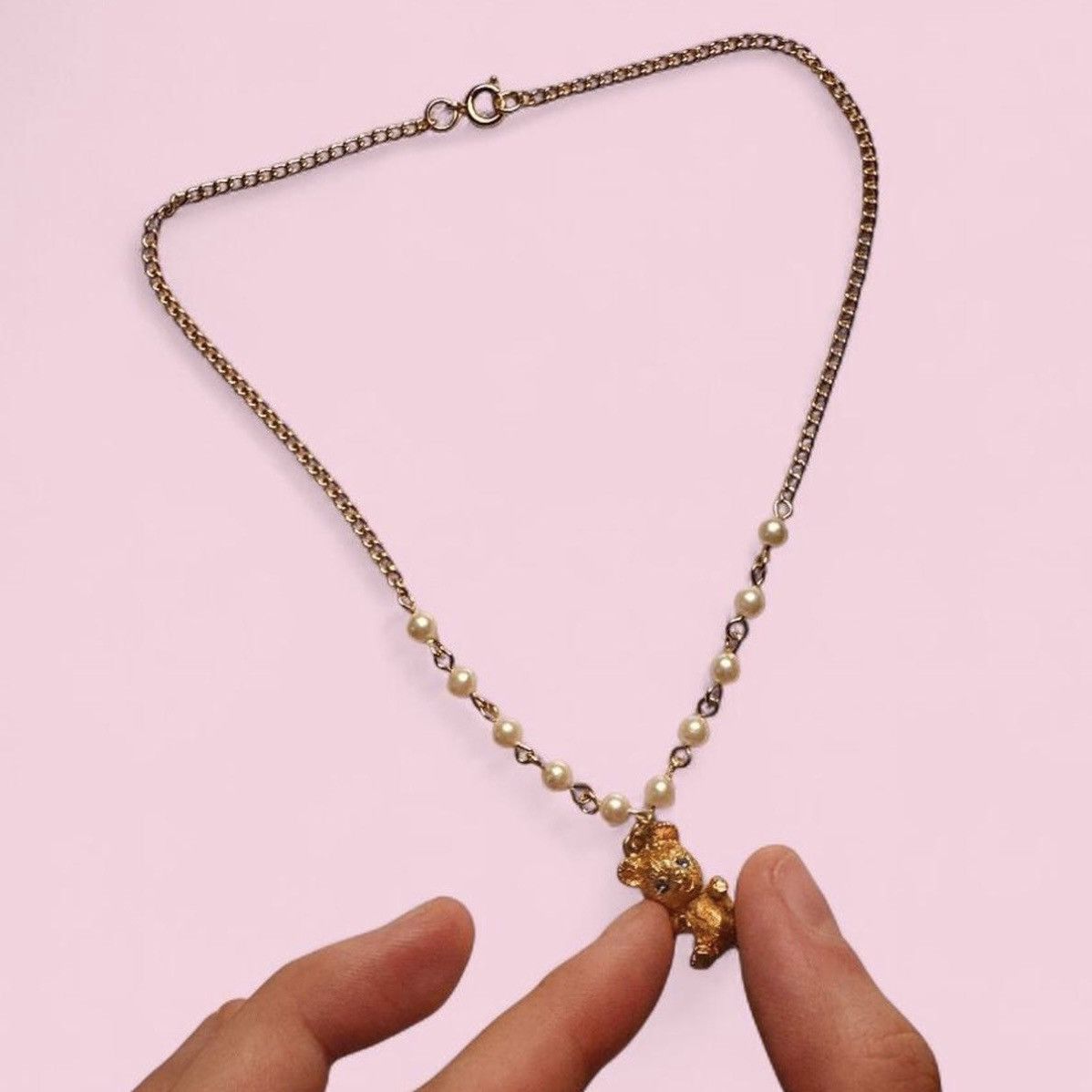 Vintage 🧸✨ DOLL CORE TEDDY BEAR PEARL NECKLACE ✨🧸 Size ONE SIZE - 4 Thumbnail