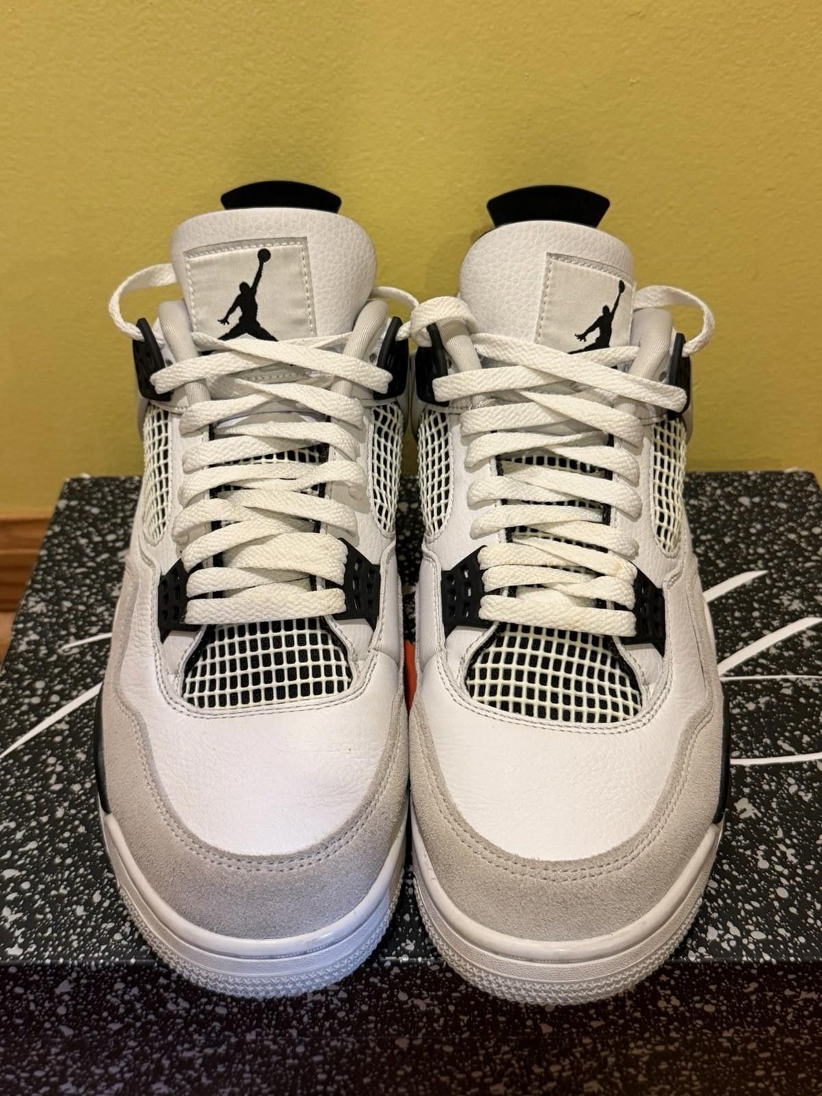 Jordan Brand Jordan 4 Military Black Size 10.5 Og All DH6927-111 Size US 10.5 / EU 43-44 - 3 Thumbnail