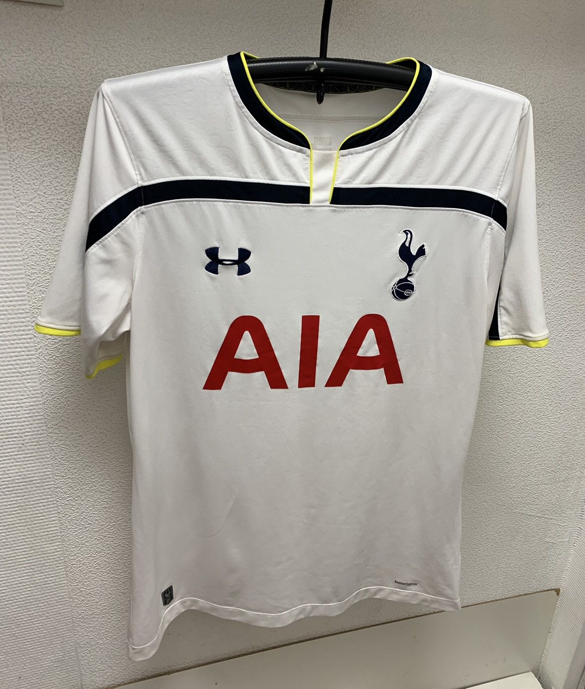 Under Armour Tottenham Hotspurs under armor soccer jersey Xl sz Size US XL / EU 56 / 4 - 1 Thumbnail