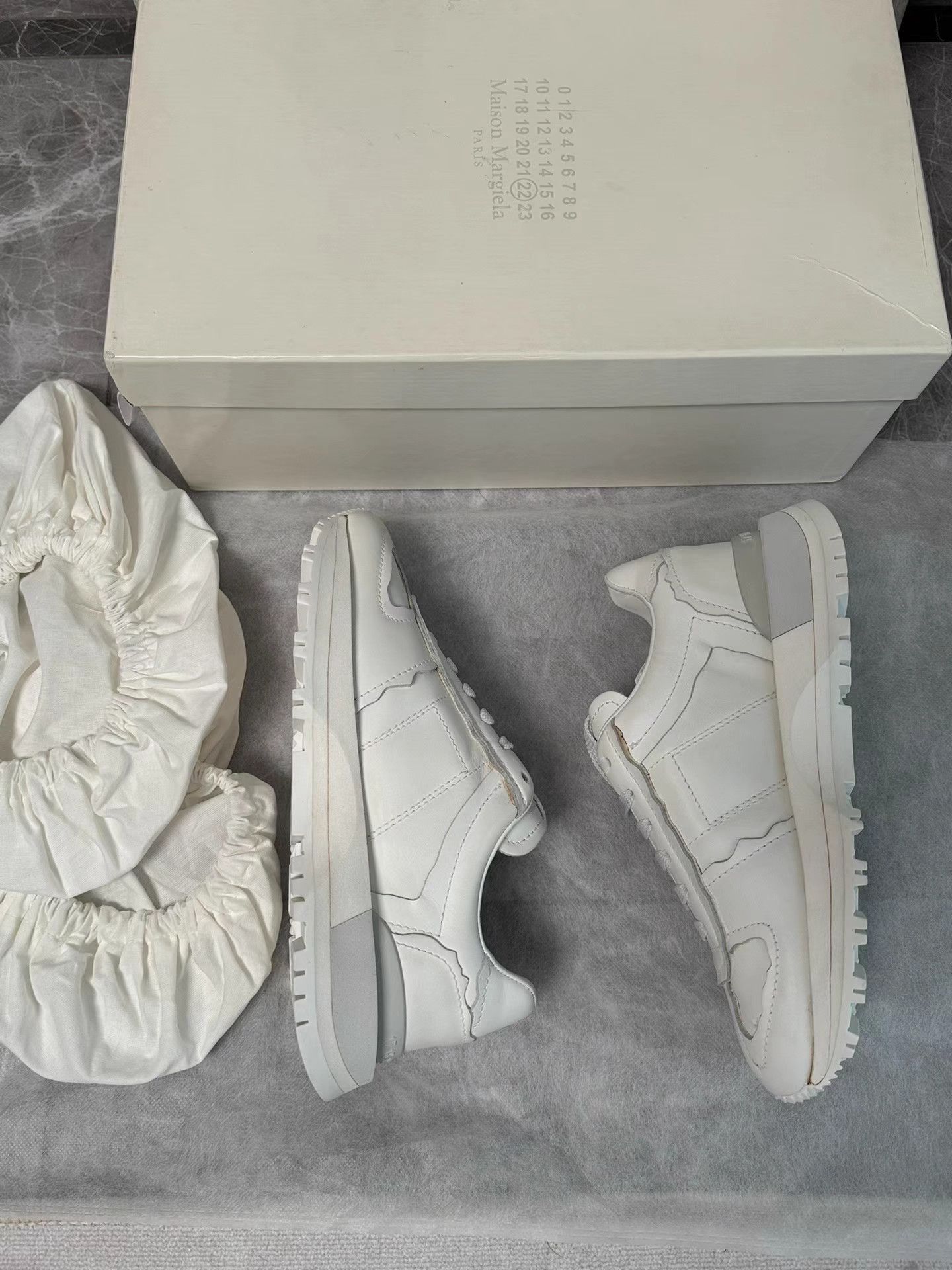Maison Margiela Maison Margiela MM6 Runner Leather Sneakers K6 Size US 5 / IT 35 - 6 Thumbnail