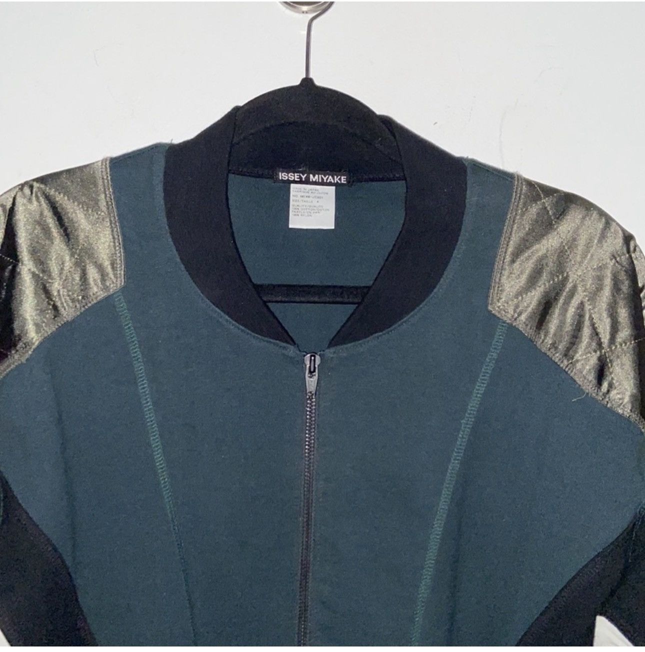 Issey Miyake Issey Miyaki multicolor bomber / track jacket JP 4‌ XL UNI Size US XL / EU 56 / 4 - 5 Thumbnail
