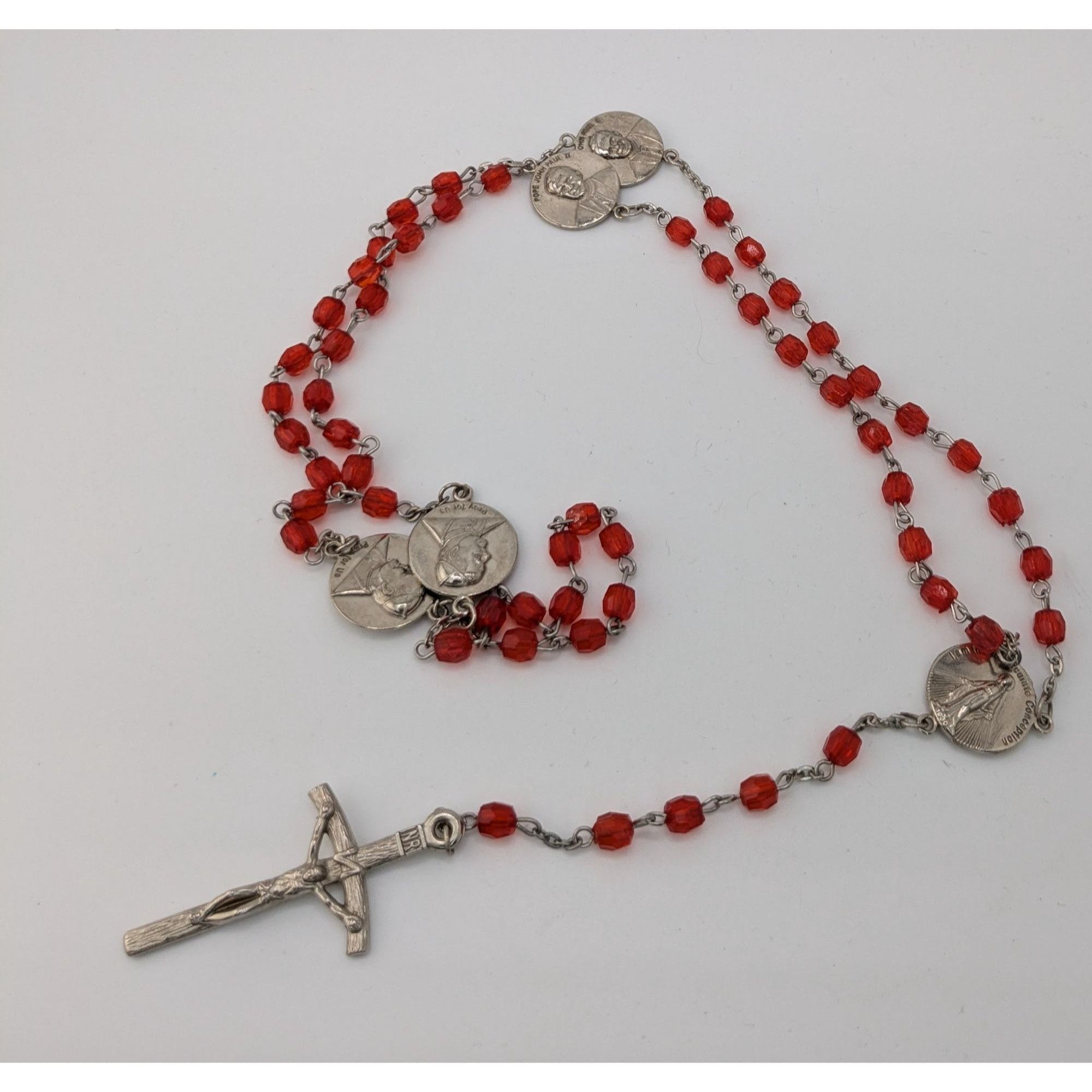 Other Vintage Y2K Red Bead Pope John Paul II Rosary With Crucifix Size ONE SIZE - 8 Thumbnail