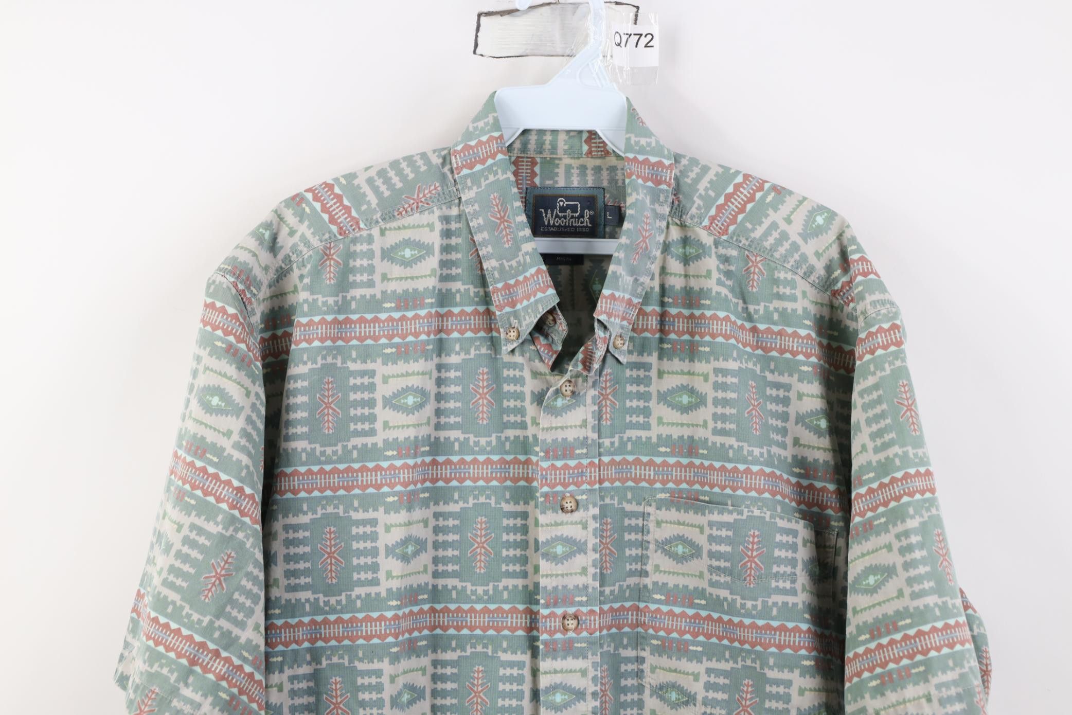 Woolrich Woolen Mills Vintage 90s Woolrich Southwestern Short Sleeve Button Shirt Size US L / EU 52-54 / 3 - 2 Thumbnail