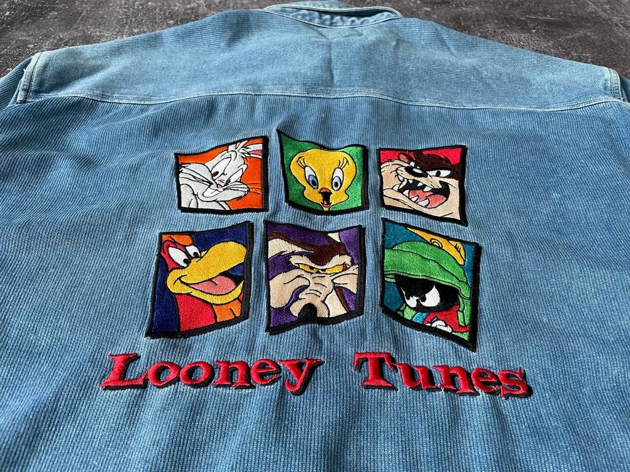 image of Movie x Vintage 90's Warner Bros Looney Tunes Denim Jacket Y2K in Blue, Men's (Size XL)