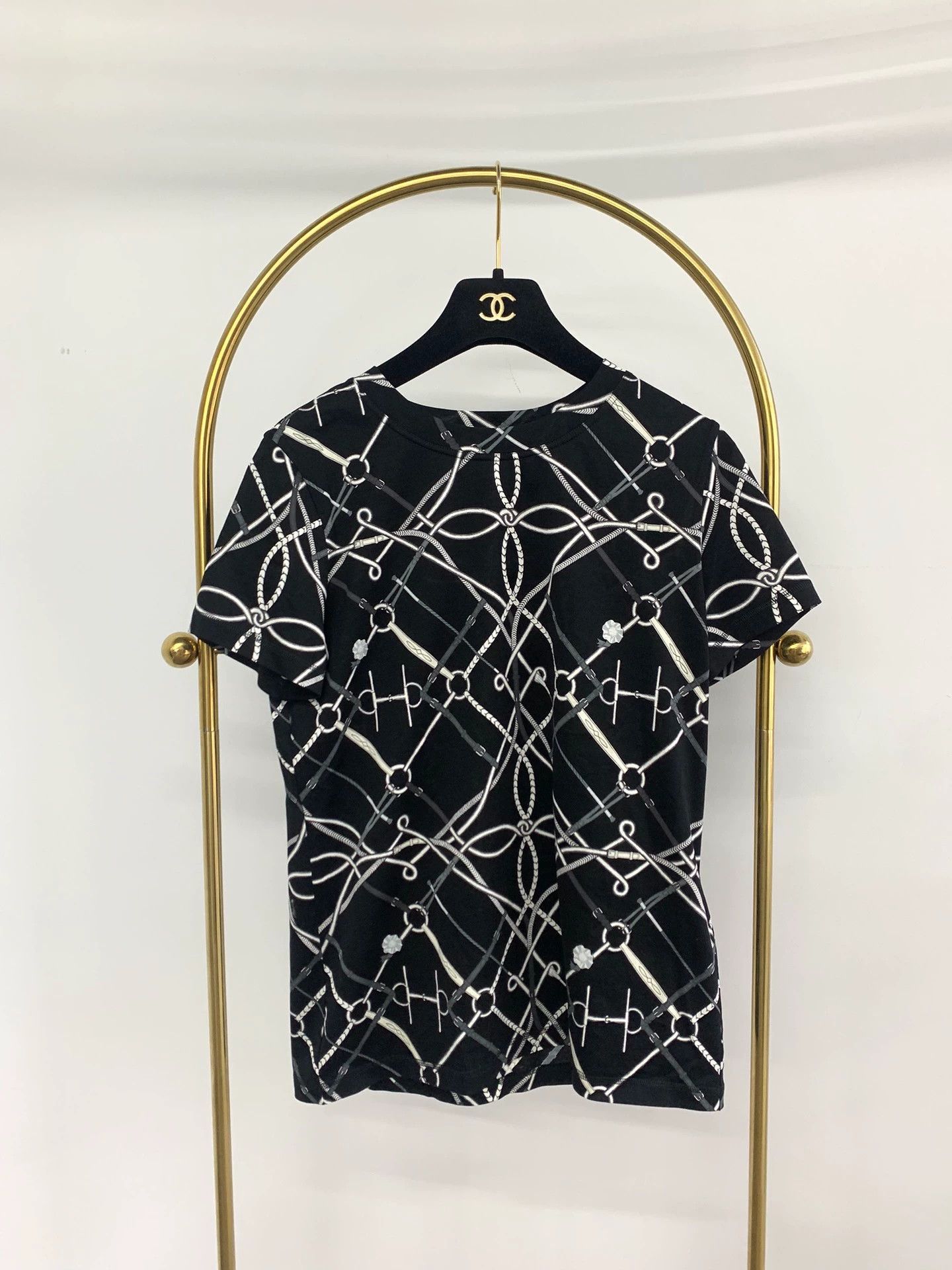 Hermes Hermes Black Printed Short Sleeve T-shirt - dmc Size US M / EU 48-50 / 2 - 1 Thumbnail