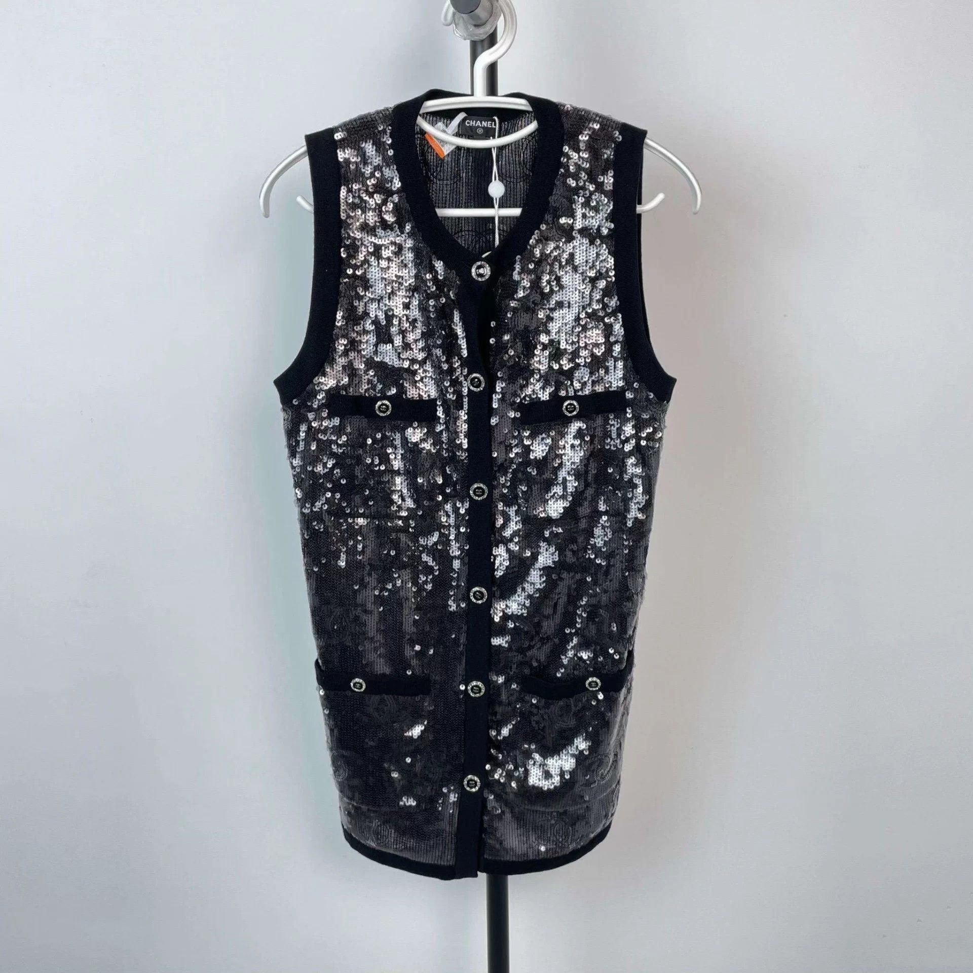 Chanel Chanel Sequin Crystal Longline Black Vest EU38 SS22 Size S / US 4 / IT 40 - 1 Thumbnail