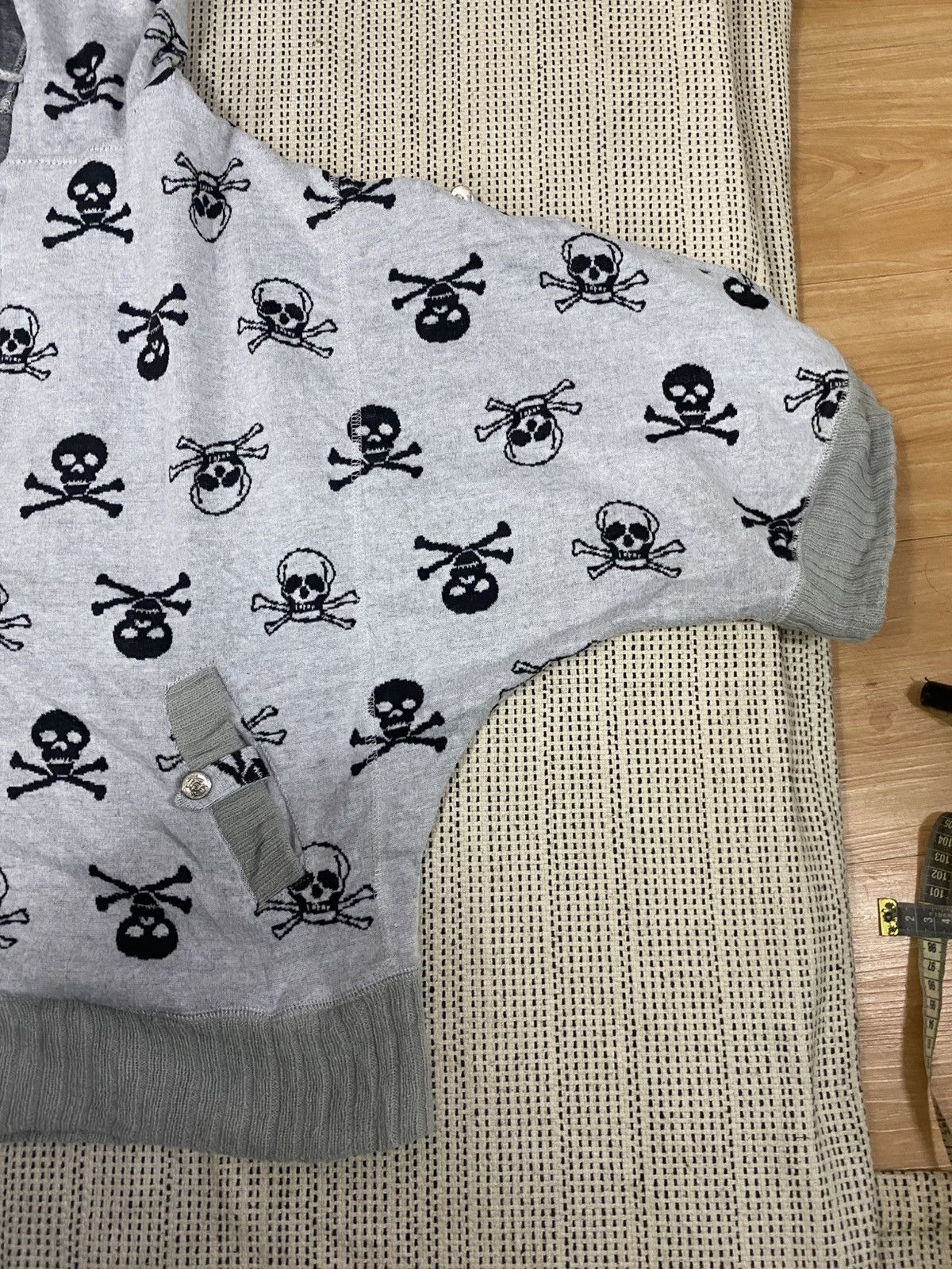 Japanese Brand Grey Skull Print Short Sleeve Hoodie very rare Size US M / EU 48-50 / 2 - 7 Thumbnail