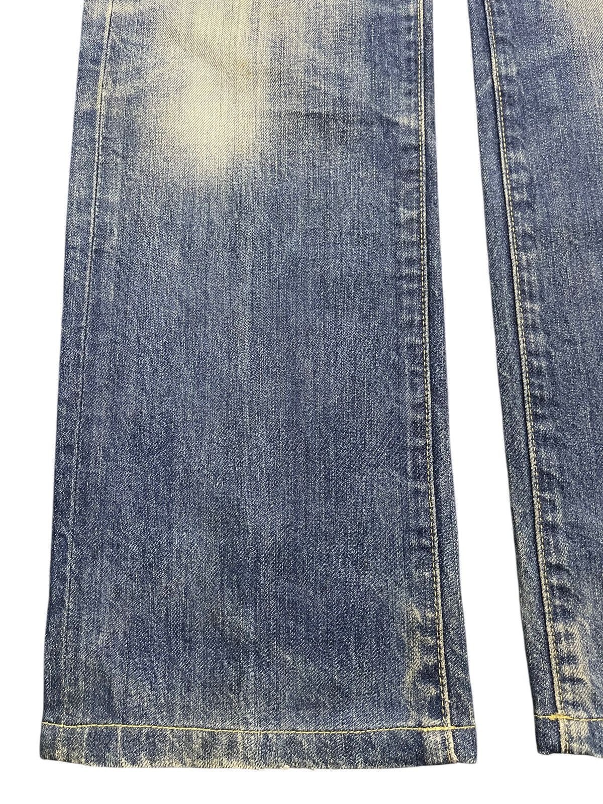 Uniqlo Vintage Japan Uniqlo Mud Wash Whiskers Distress Loose Jeans Size US 32 / EU 48 - 7 Thumbnail