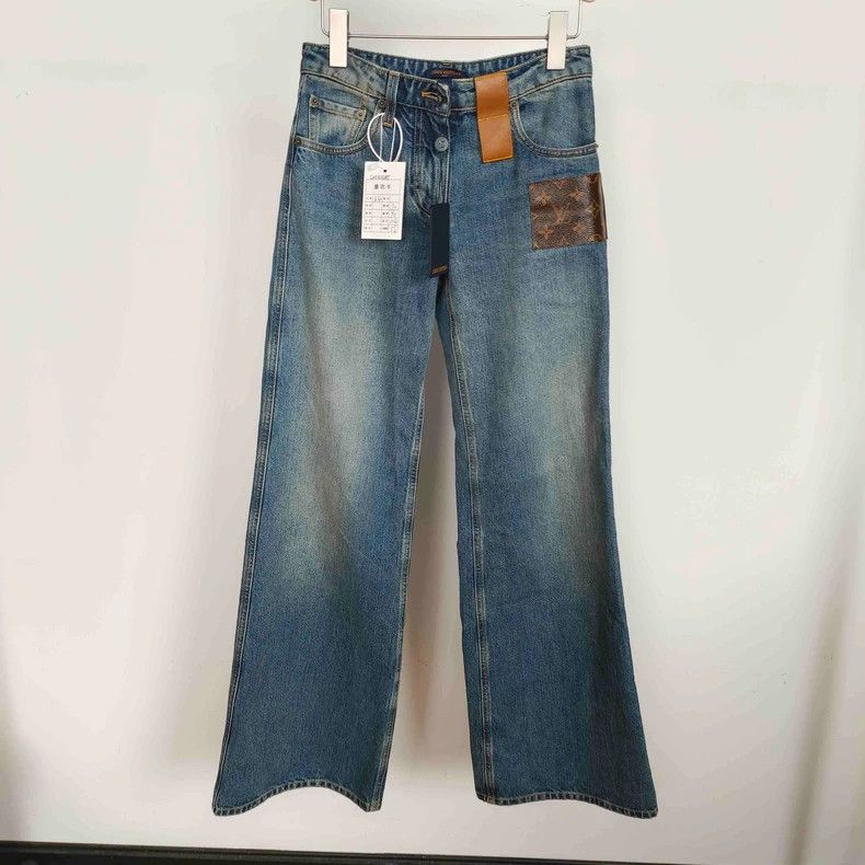 Louis Vuitton Louis Vuitton 24 High Rise Flared Jeans Size US 34 / EU 50 - 1 Thumbnail