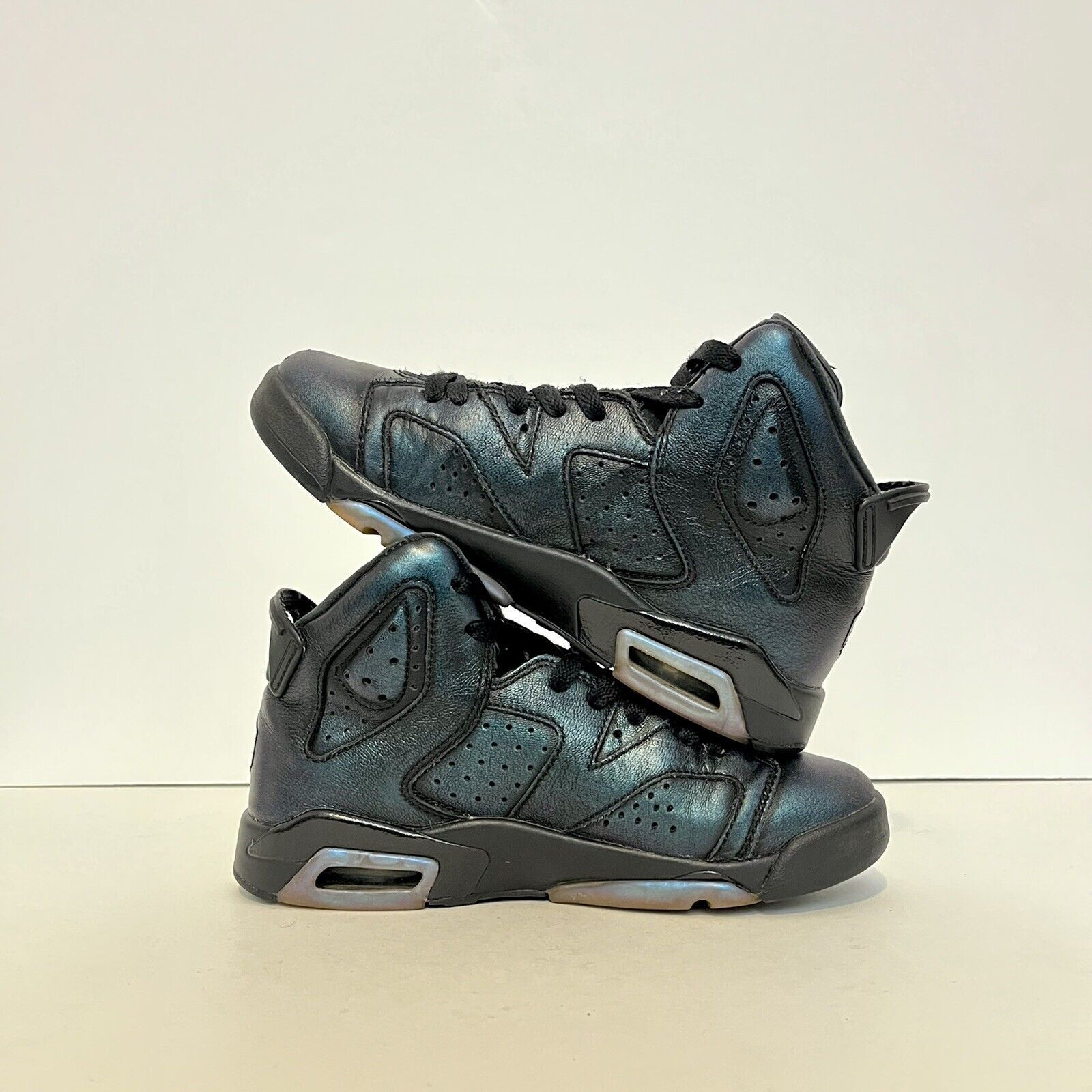 Jordan Brand 2016 Air Jordan Retro VI 6 Chameleon 907960-015 Sz 4.5Y Size US 6 / IT 36 - 6 Thumbnail