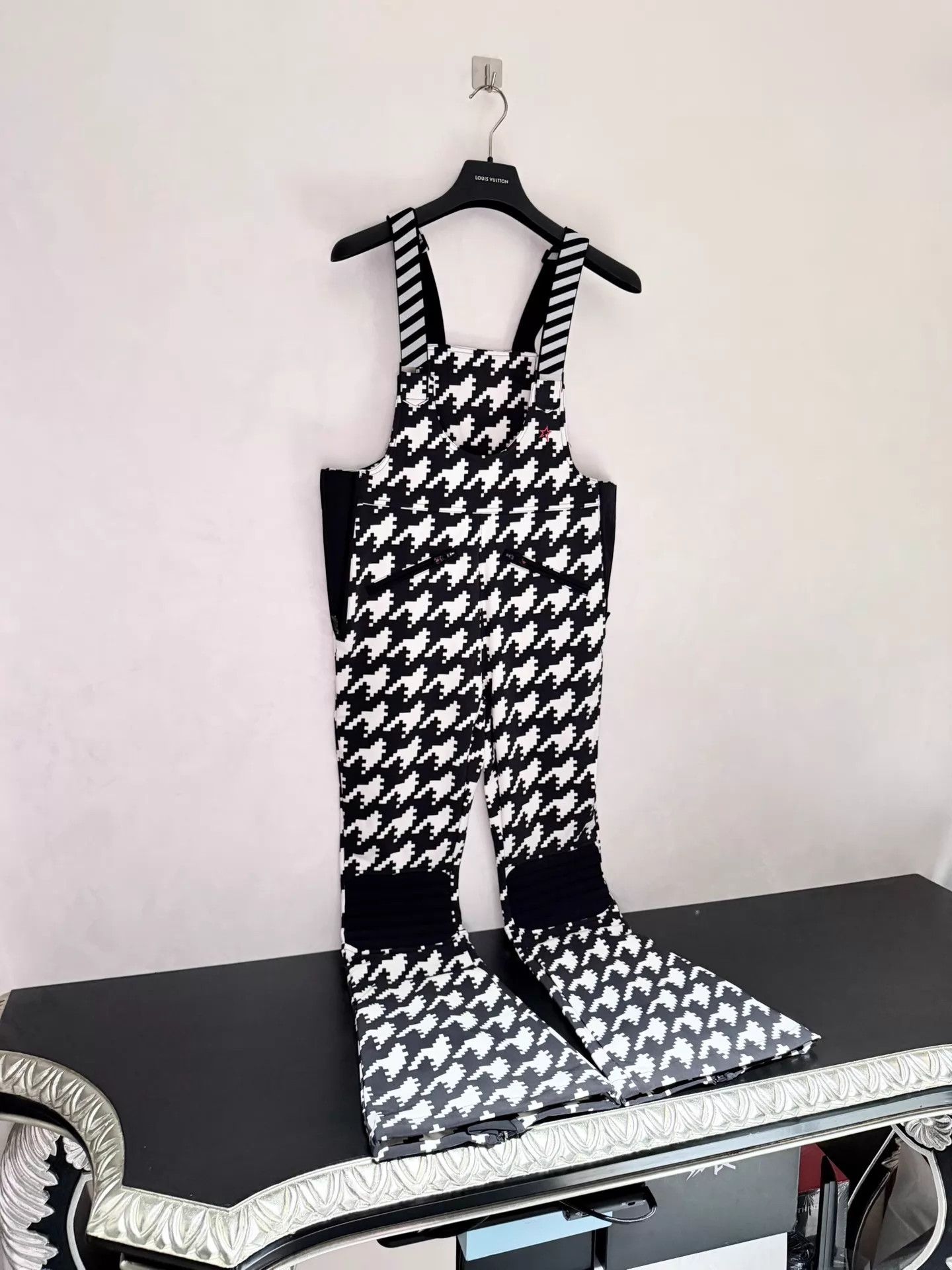 Perfect Moment Perfect Moment B&W Houndstooth Suspender Ski Pants Size S Size 26" / US 2 / IT 38 - 2 Thumbnail