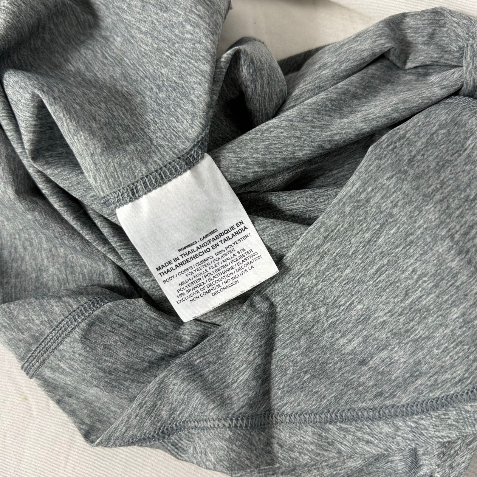 Nike Nike Tops Lot of 2 Women's Small Gray Tank Blue Short Sleeve Size S / US 4 / IT 40 - 5 Thumbnail