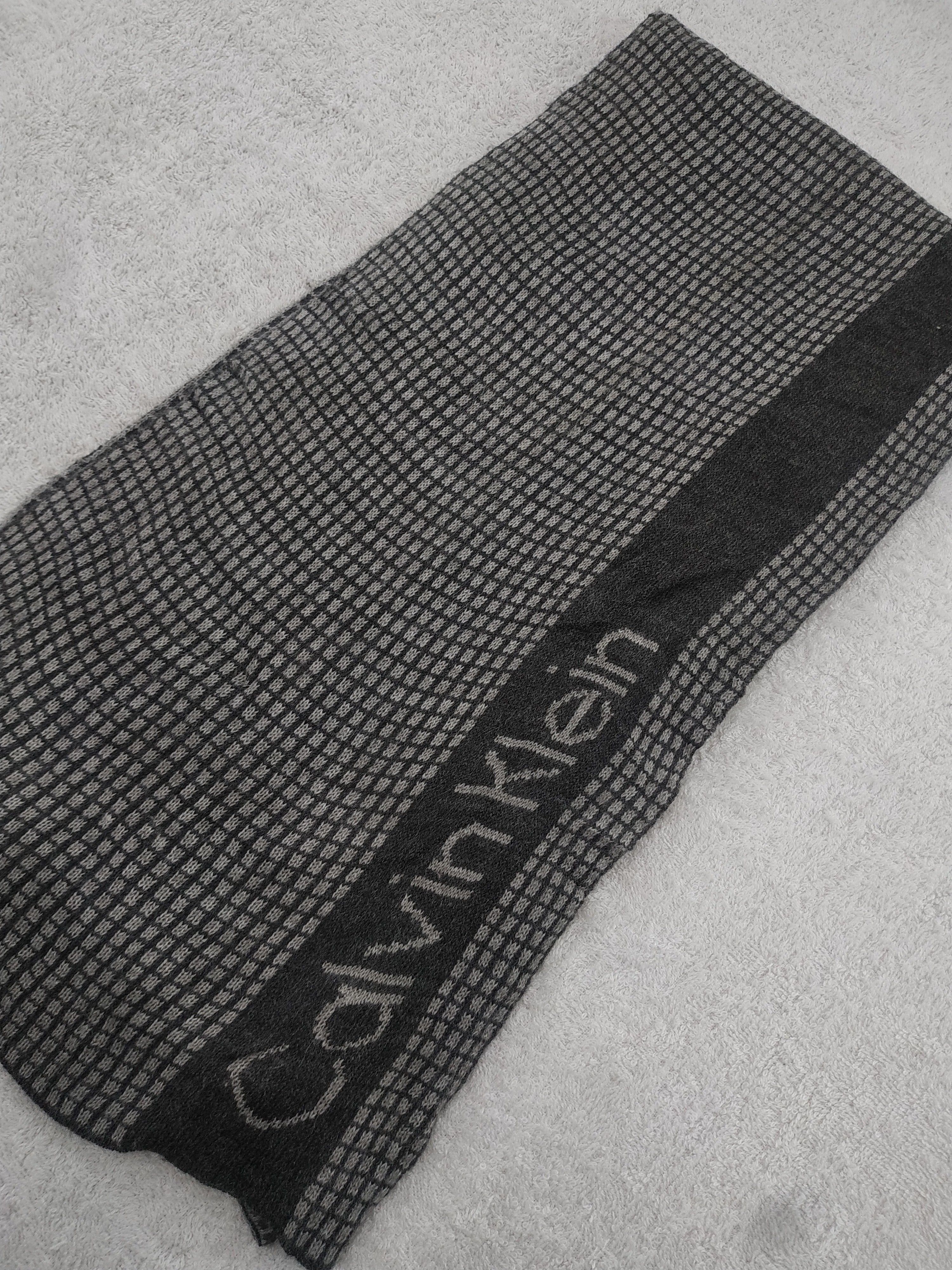 Calvin Klein Calvin Klein Scarf / Muffler / Neckwear - WW904 Size ONE SIZE - 3 Thumbnail