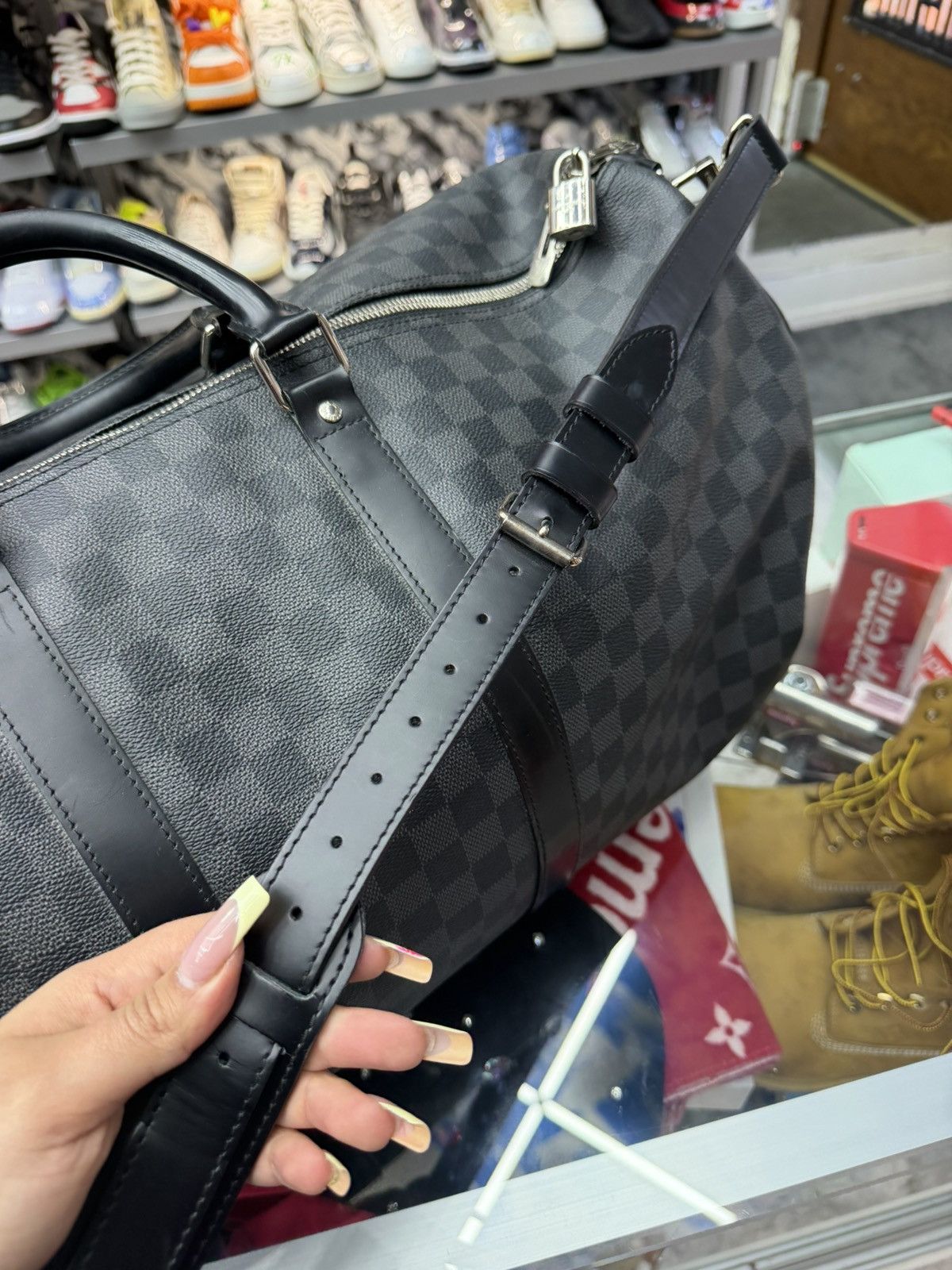 Louis Vuitton Louis Vuitton Travel Bag Damier Canvas Size ONE SIZE - 9 Thumbnail
