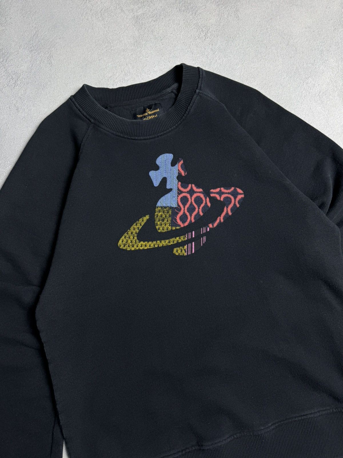 Vintage Vivienne Westwood Big Logo Crewneck Sweatshirt Size US S / EU 44-46 / 1 - 3 Thumbnail