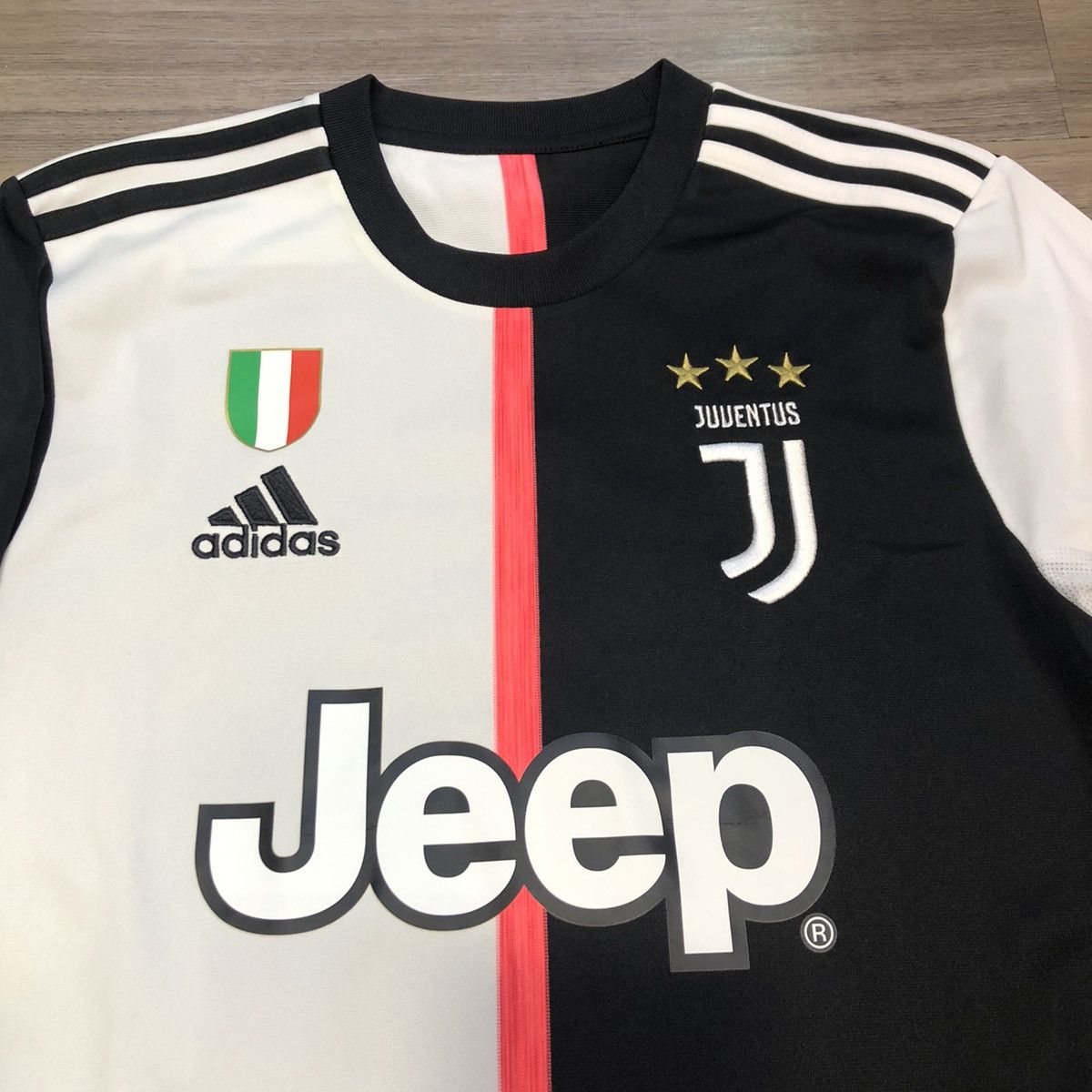 Juventus 19/20 home shirt #7 Ronaldo
