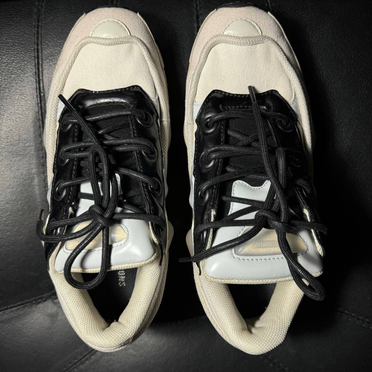 Adidas × Raf Simons Adidas Raf Simons Ozweego Cream White Size US 6.5 / EU 39-40 - 7 Thumbnail