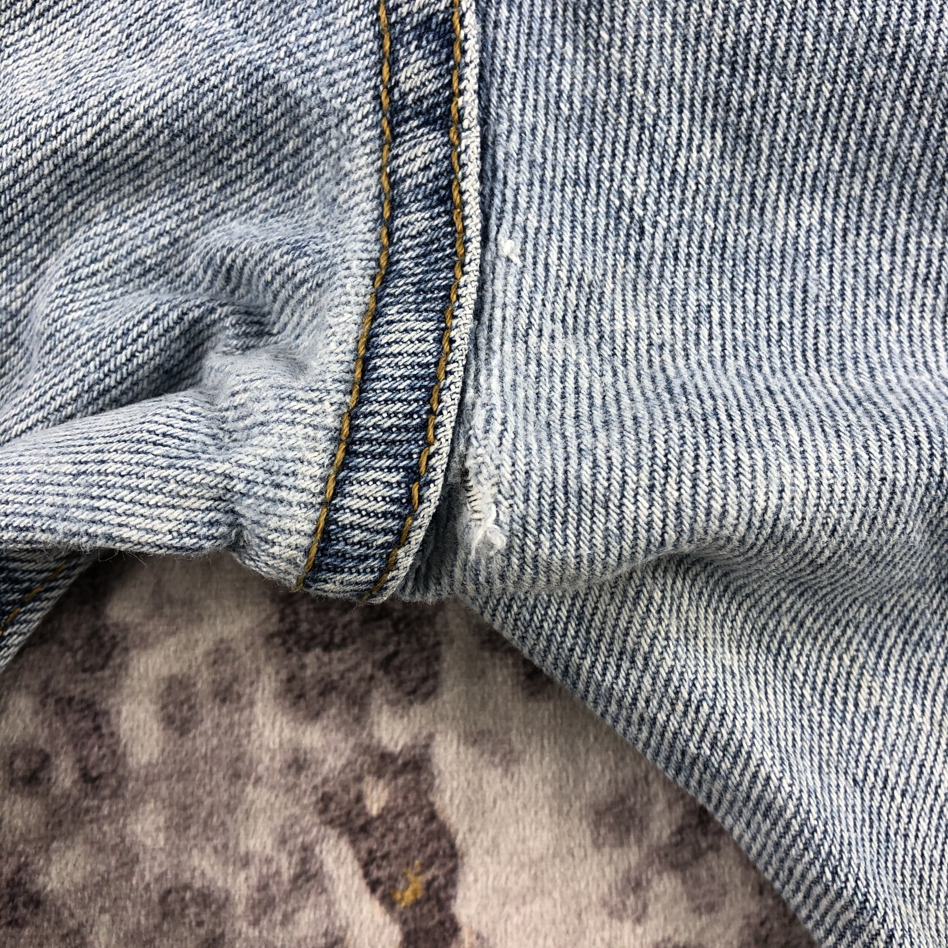 Levi's × Vintage Vintage Light Wash Levis 505 Jeans-JM2553 Size US 34 / EU 50 - 9 Thumbnail