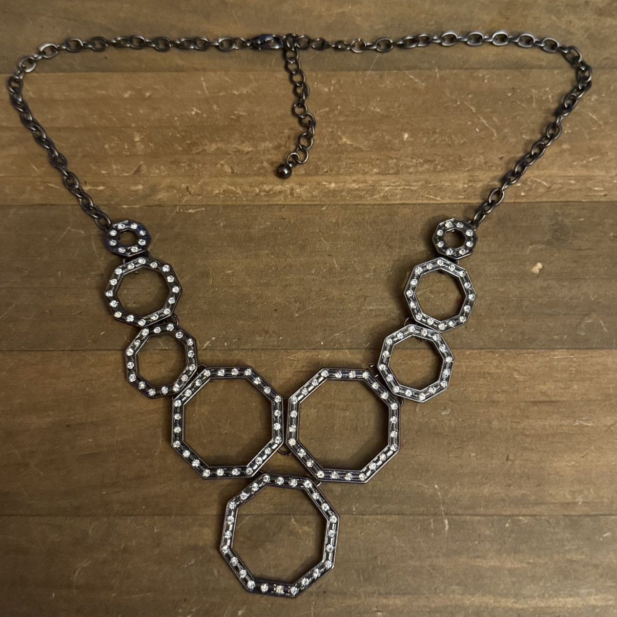 Other Gunmetal rhinestone hexagon bib necklace Size ONE SIZE - 4 Thumbnail