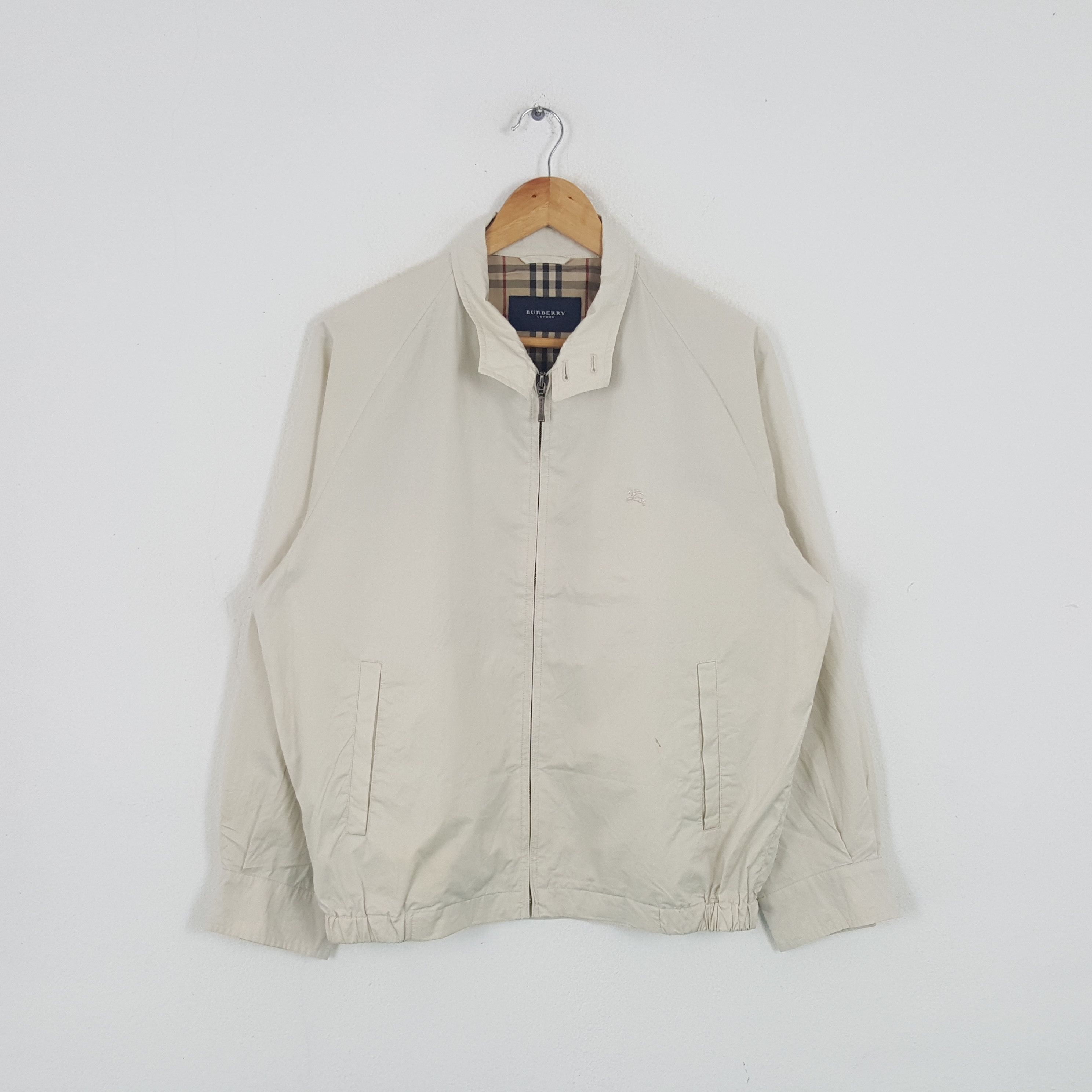 Burberry × Vintage Vintage Burberry London Nova Check Designer Jacket Size US L / EU 52-54 / 3 - 2 Thumbnail