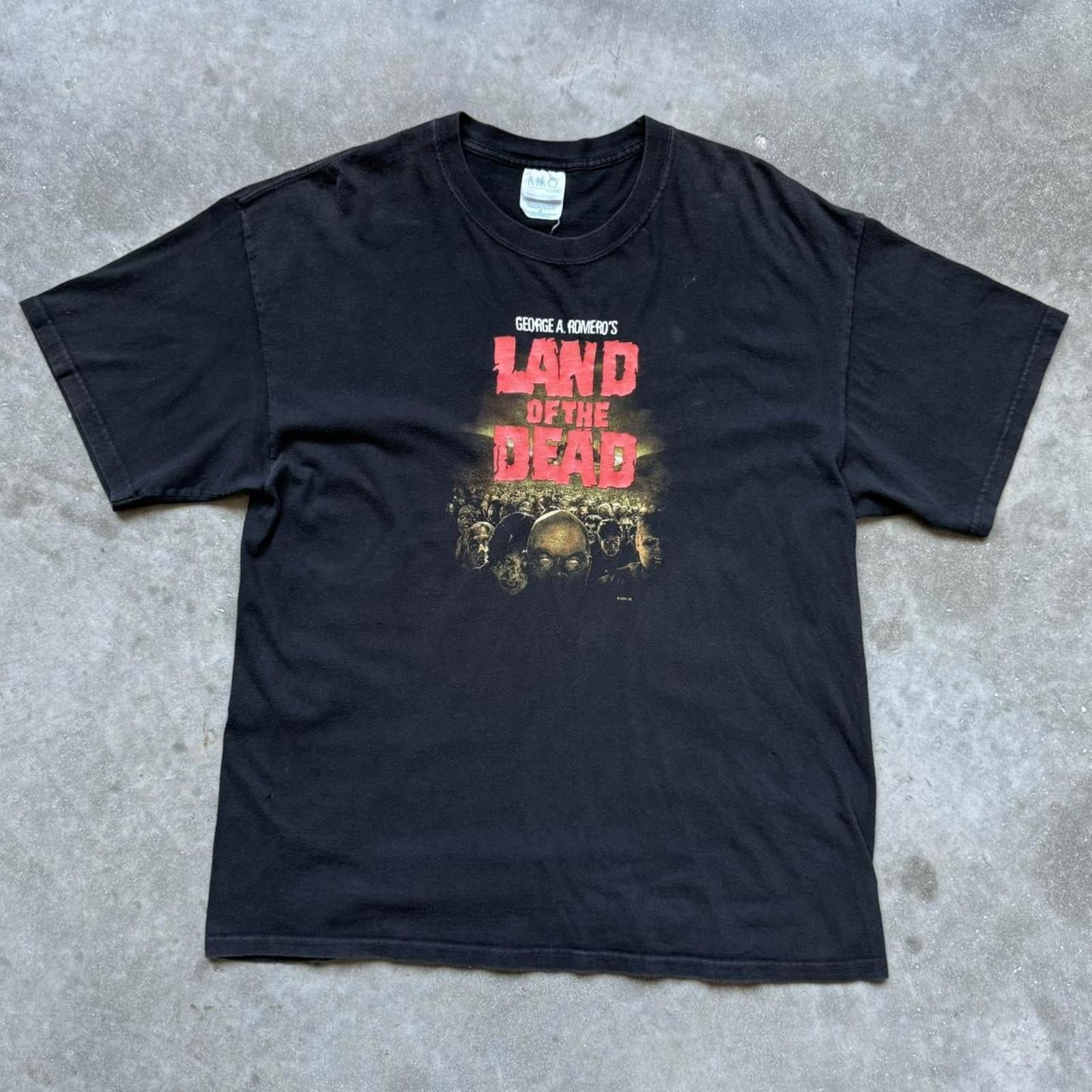 Other George A. Romero’s “Land Of The Dead” Y2K Graphic T-shirt Size US XL / EU 56 / 4 - 1 Thumbnail