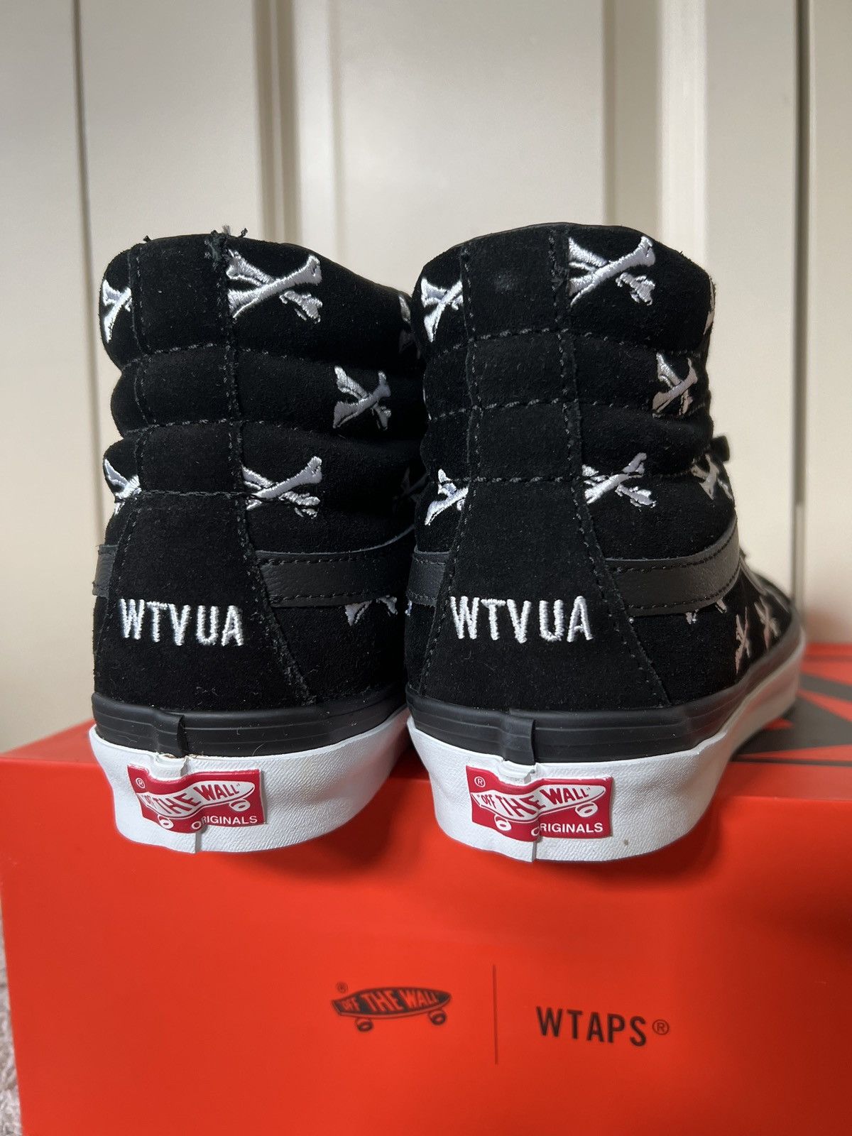 Vans × Wtaps Vans x WTAPS Black Bones OG Sk8-Hi Size US 8 / EU 41 - 5 Thumbnail