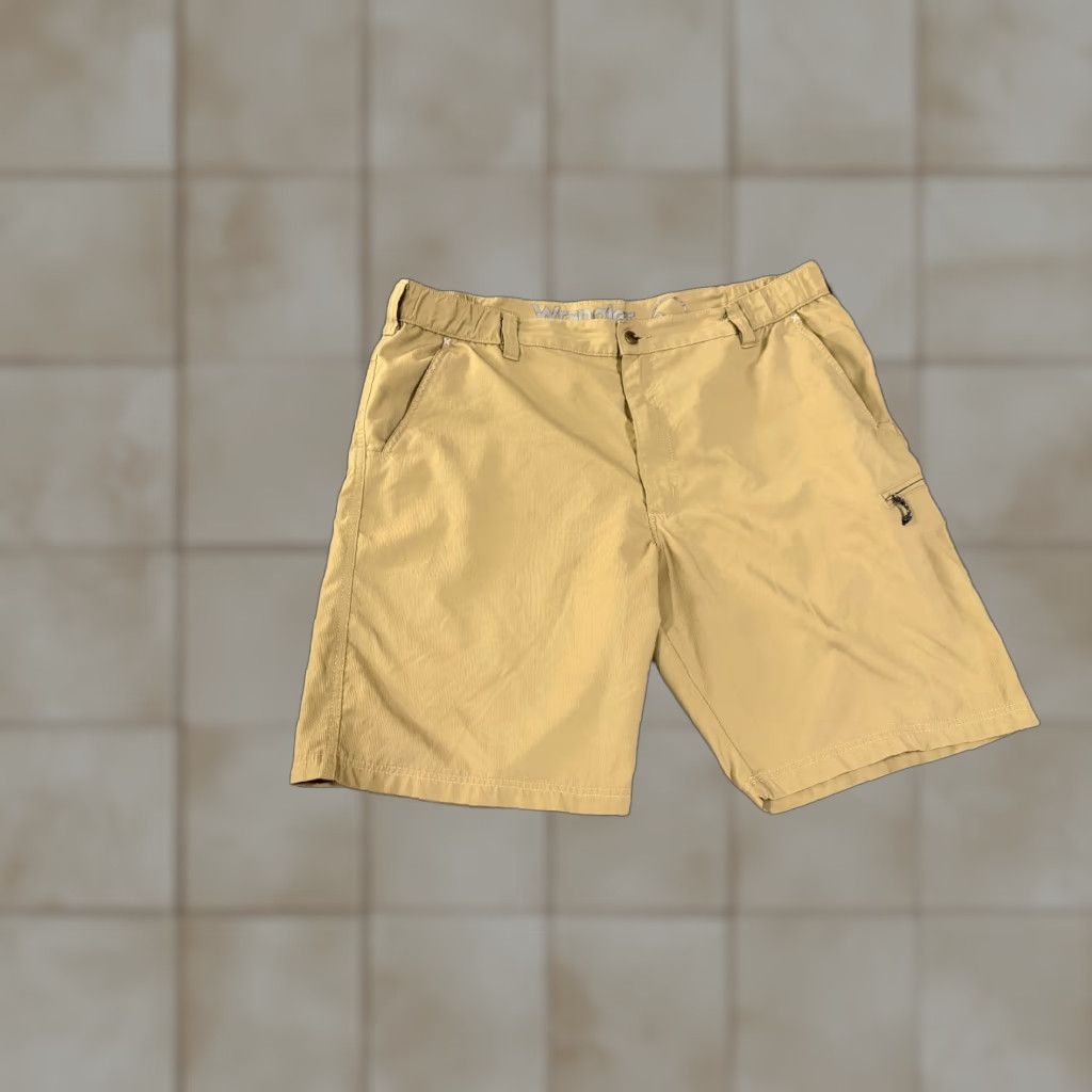 Wrangler Wrangler Cargo Shorts Mens 40 Khaki Outdoor Hiking Utility Cargo Pocket Cotton Green Regular Waist 40 Size US 40 / EU 56 - 1 Thumbnail