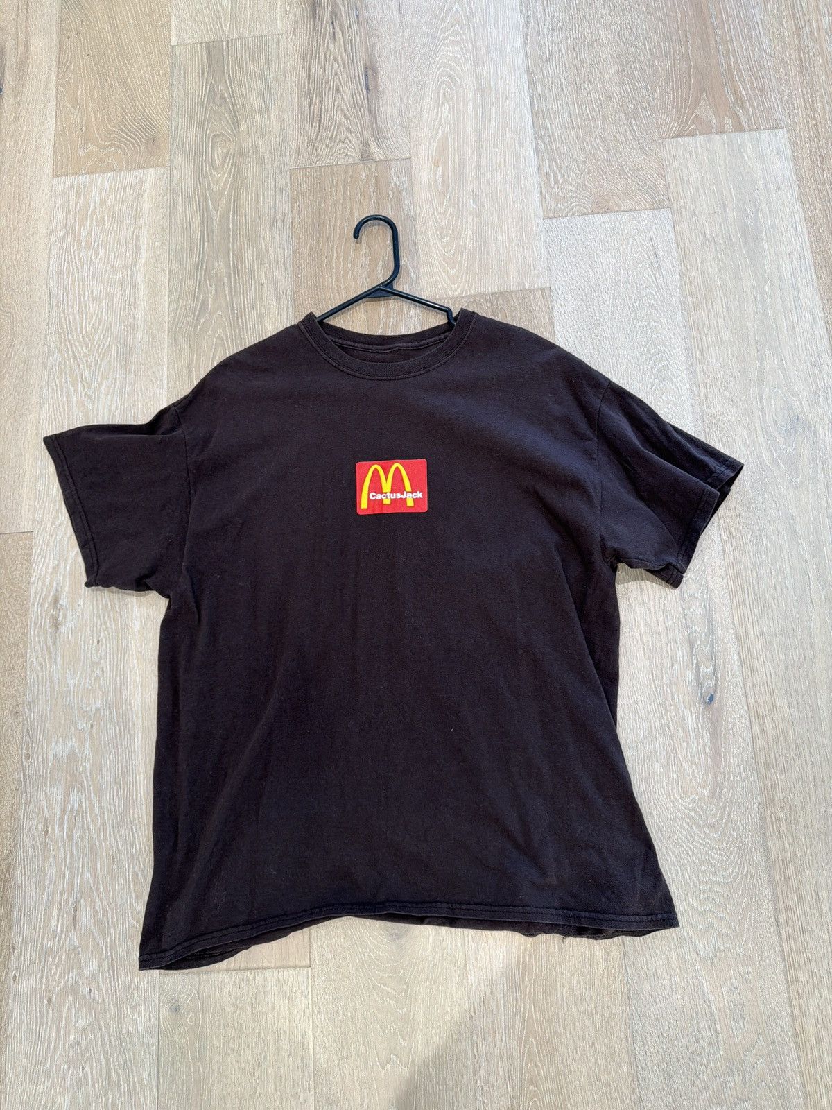Travis Scott McDonald’s Cactus Jack T-Shirt Size US L / EU 52-54 / 3 - 1 Thumbnail