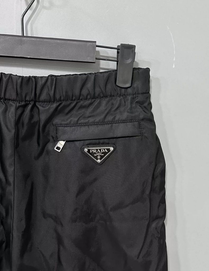 Prada Prada Triangle nylon trousers 2502-Nextarrow Size US 38 / EU 54 - 3 Thumbnail