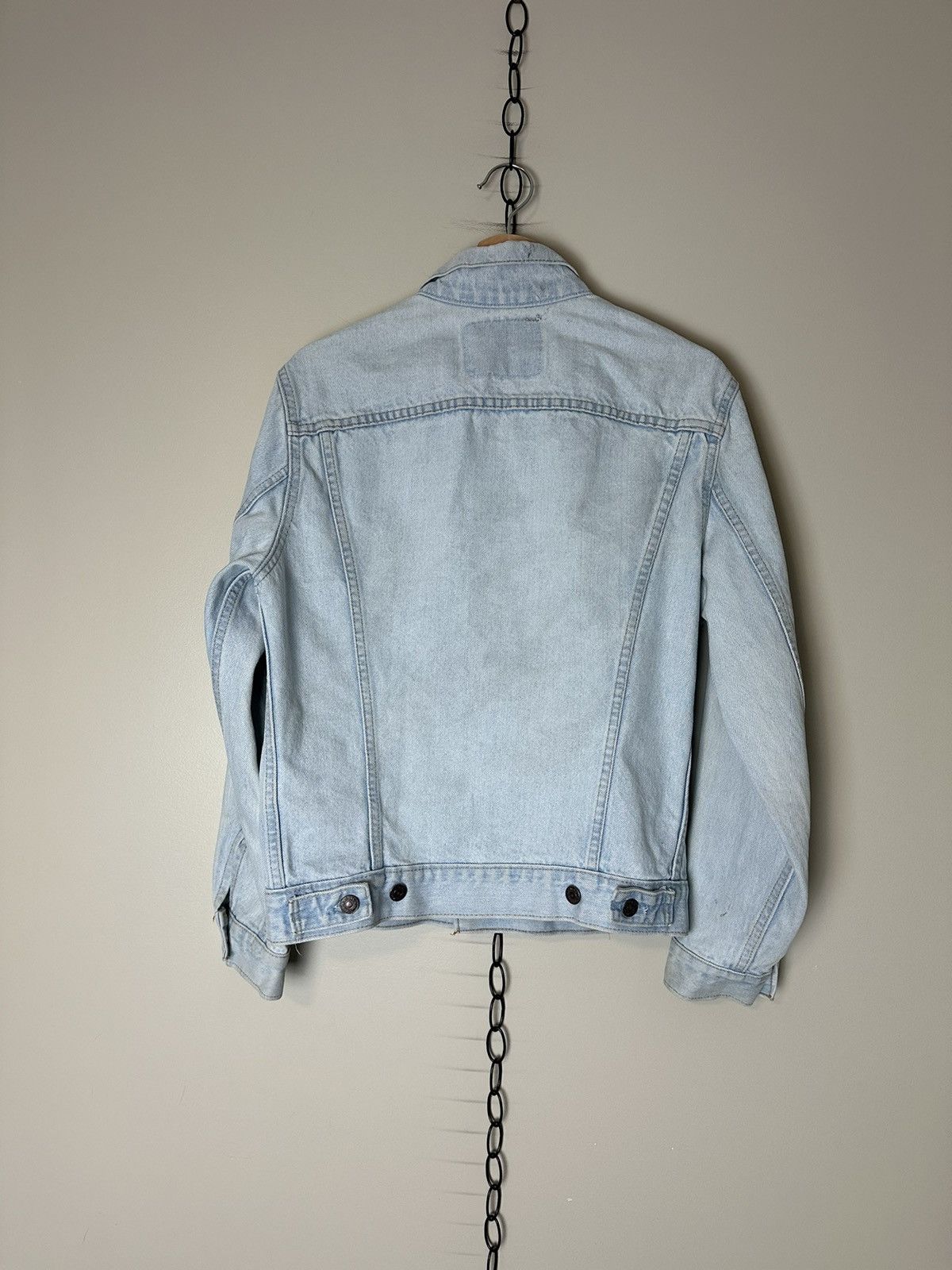 Levi's × Vintage Vintage Levi’s Lightwash Denim Jacket Medium Size US M / EU 48-50 / 2 - 2 Thumbnail