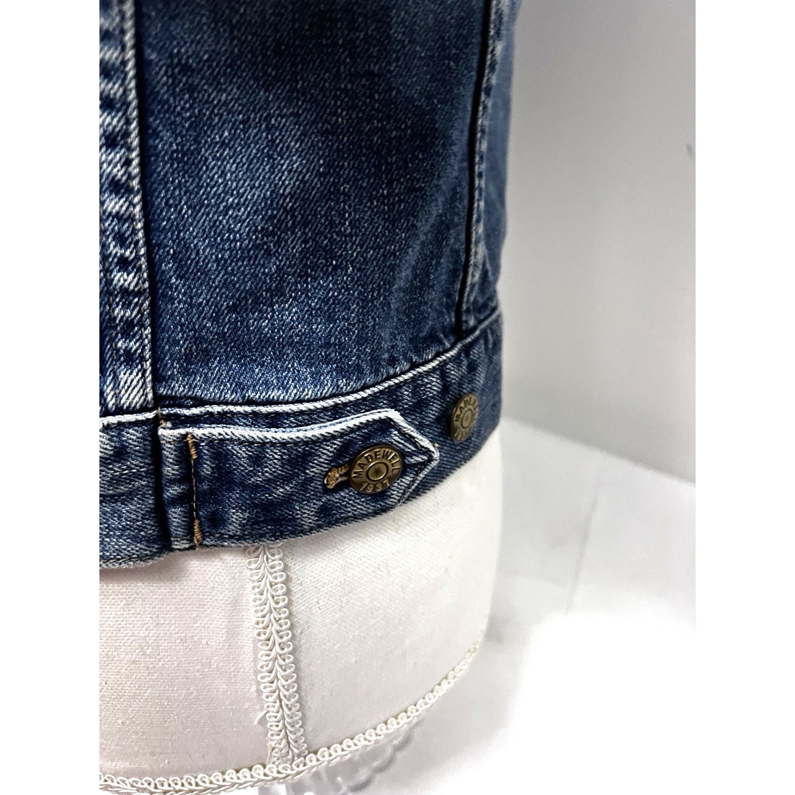 Madewell Madewell Stonewash Relaxed Denim Button Up Jean Jacket S Size S / US 4 / IT 40 - 7 Thumbnail