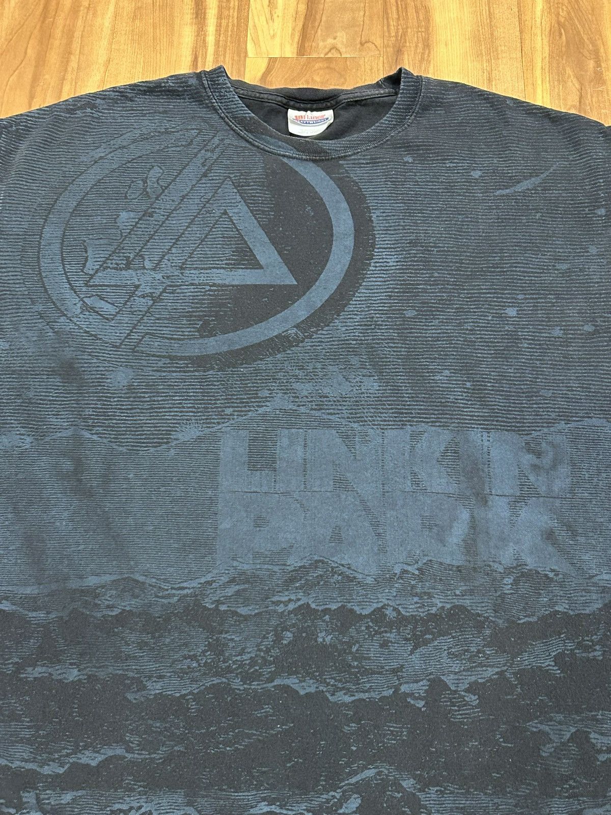 Hanes Vintage Linkin Park AOP Band Tee Size US XL / EU 56 / 4 - 2 Thumbnail