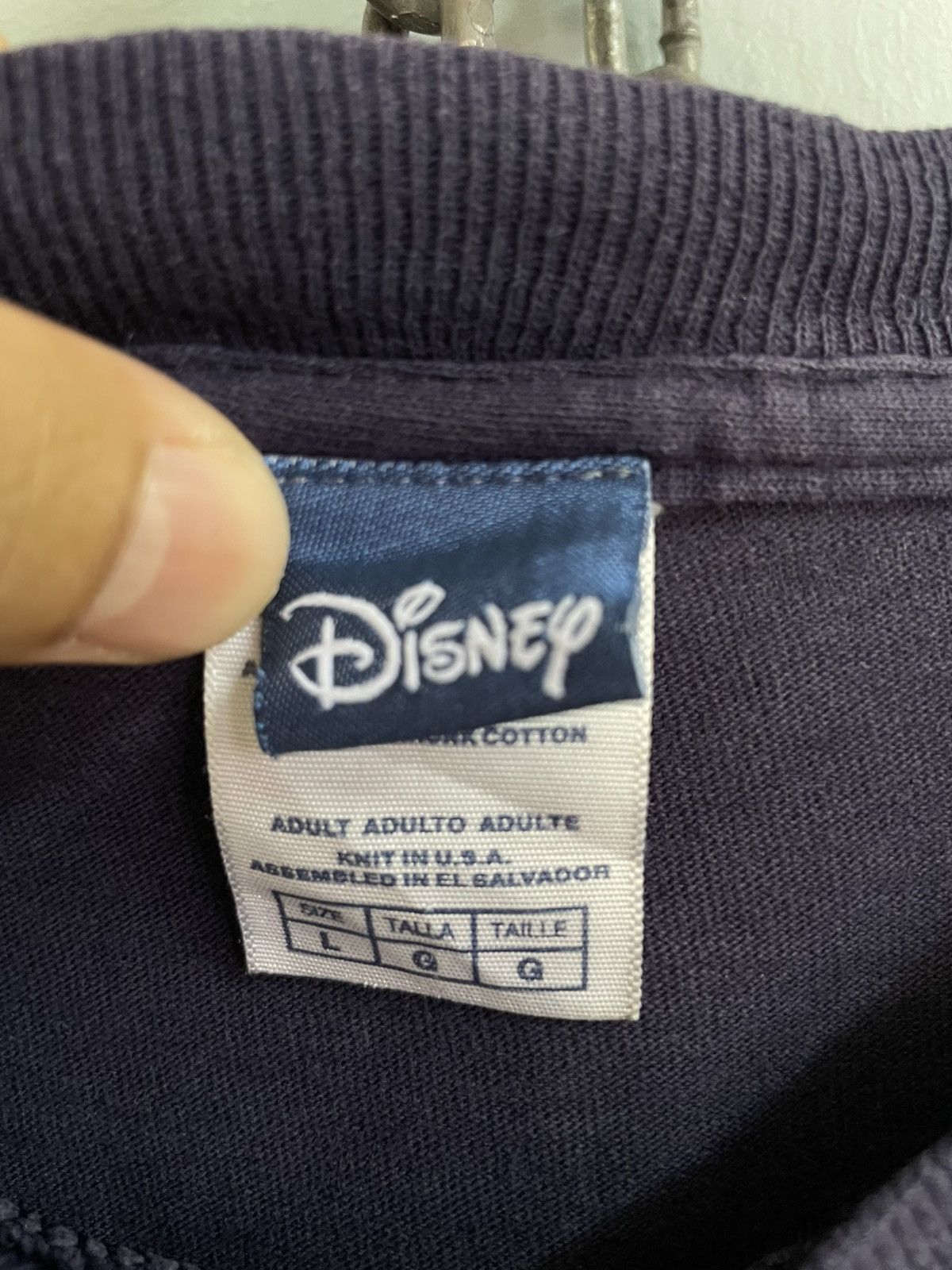Vintage Y2K Disney California All character t shirt