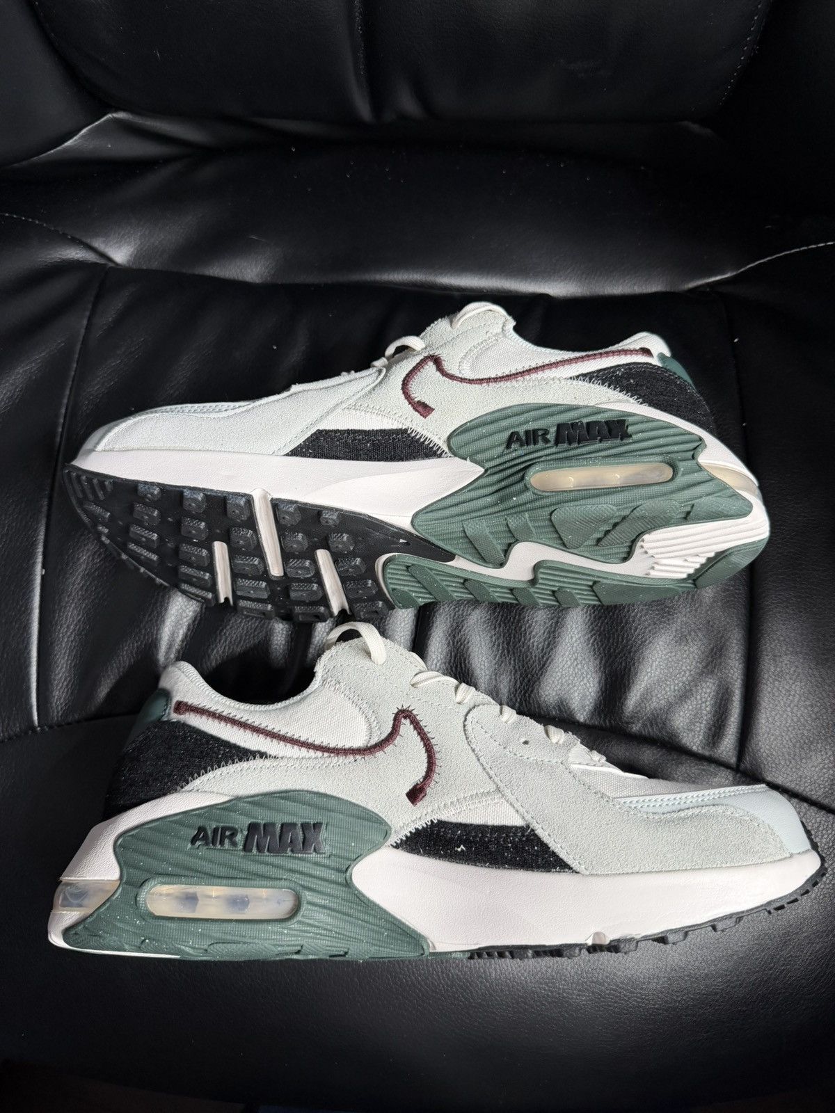 Nike Nike Air Max Excee White Deep Green and Burgundy l 9.5M/11W Size US 9.5 / EU 42-43 - 1 Thumbnail