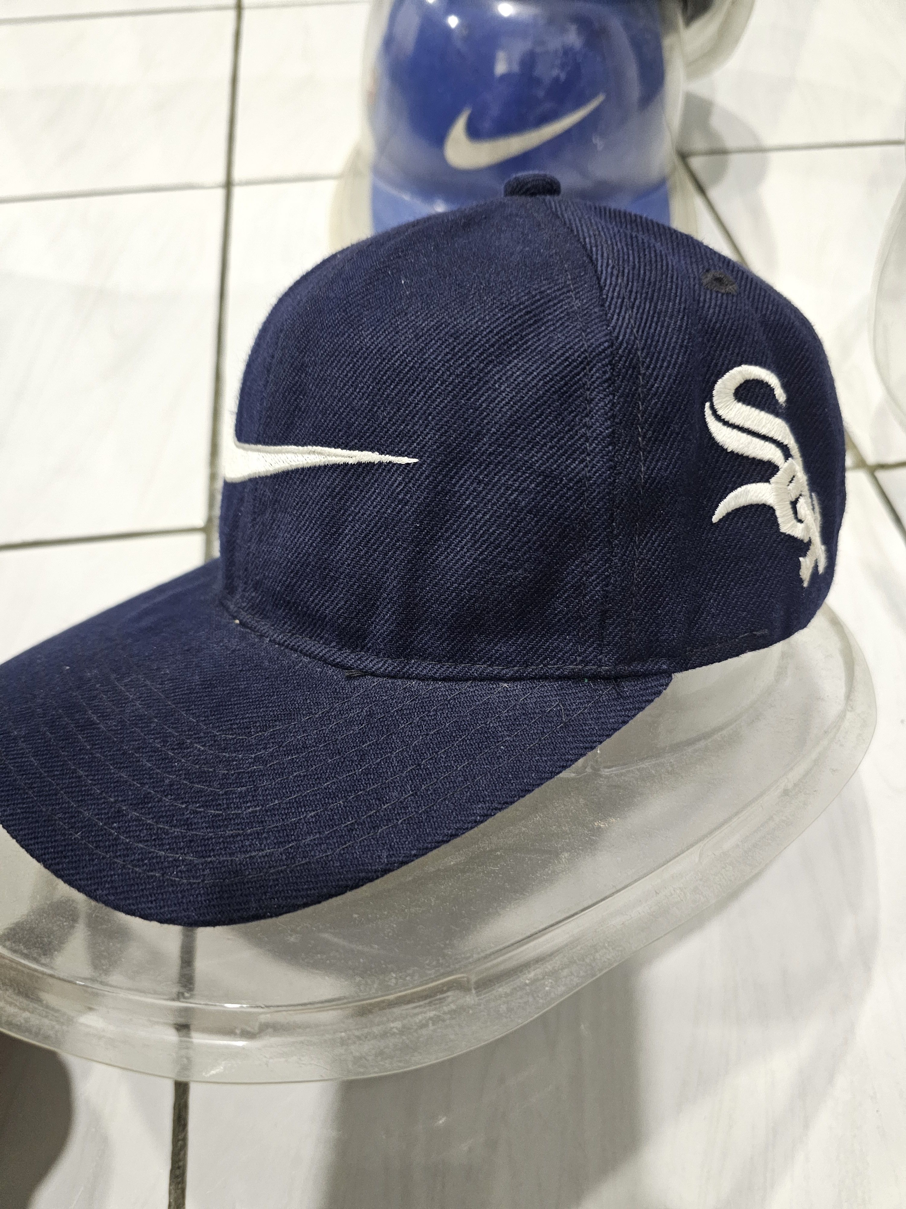 Nike Vintage 80's/90's Nike X Chicago WhiteSox Size ONE SIZE - 1 Thumbnail