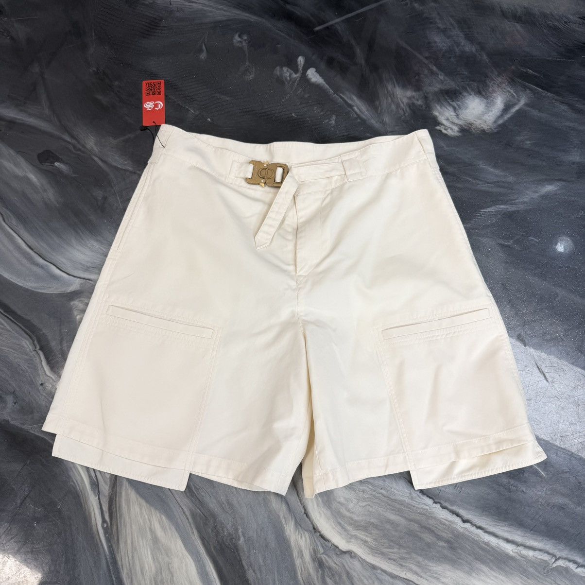 Dior Dior Bermuda Shorts Tan Size US 36 / EU 52 - 1 Thumbnail