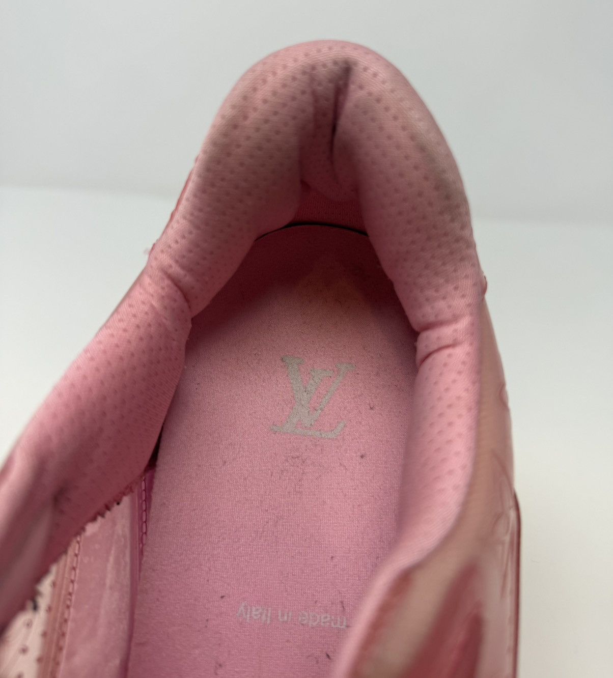 Louis Vuitton Louis Vuitton Clear Fluorescent Pink Trainer Size US 9 / EU 42 - 9 Thumbnail
