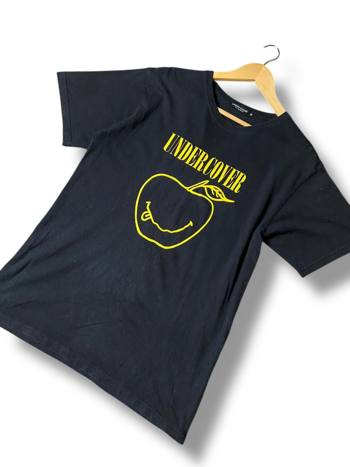 Undercover 🔥 Undercover Nirvana Apple Logo Tees 🔥 (143) Size US M / EU 48-50 / 2 - 2 Thumbnail