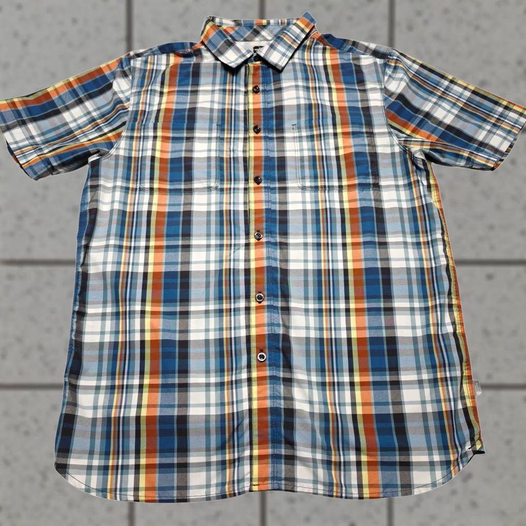 The North Face The North Face Solar Plaid Shirt Button Up Nylon Blend Pockets Men’s Medium Size US M / EU 48-50 / 2 - 1 Thumbnail