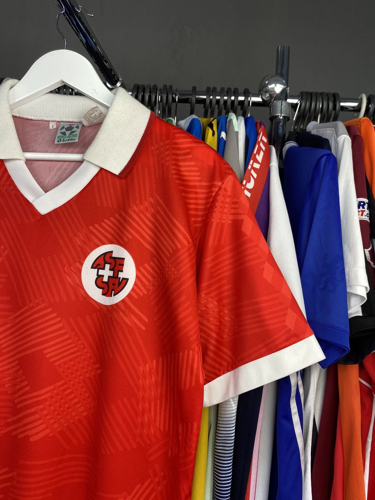 Lotto Sport 1992/94 LOTTO SWITZERLAND HOME SOCCER FOOTBALL JERSEY SHIRT Size US S / EU 44-46 / 1 - 4 Thumbnail