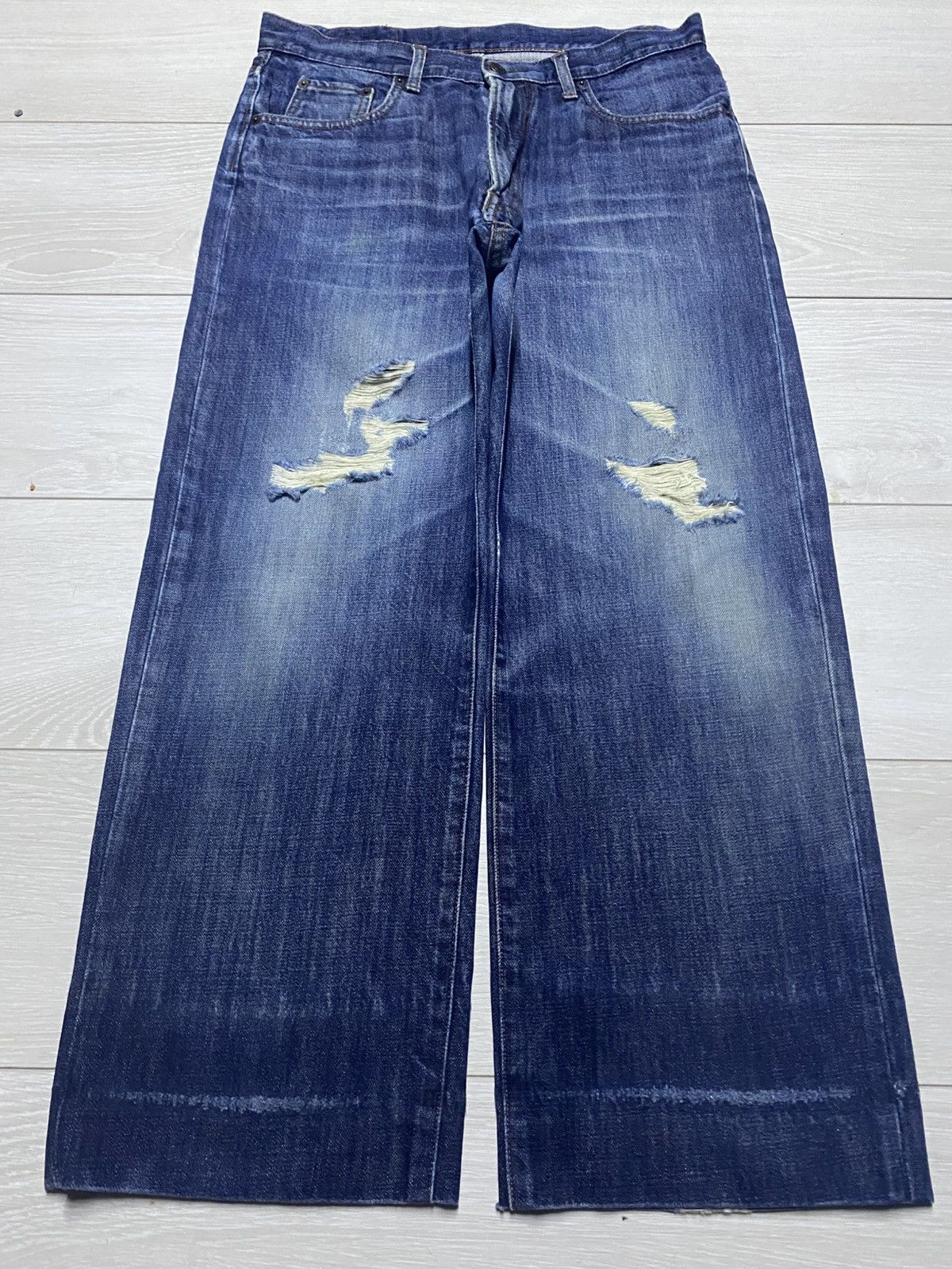 Japanese Brand Vintage Japanese Brand Gold Rush Distresssed Baggy Jeans Size US 32 / EU 48 - 1 Thumbnail