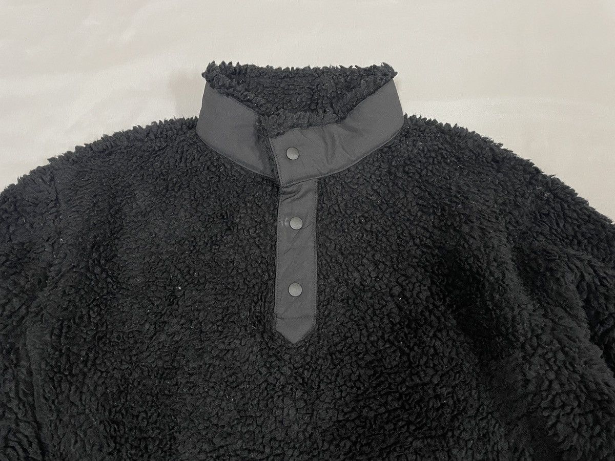 Uniqlo × White Mountaineering Uniqlo x White Moutaineering fleece jacket black size M Size US M / EU 48-50 / 2 - 2 Thumbnail