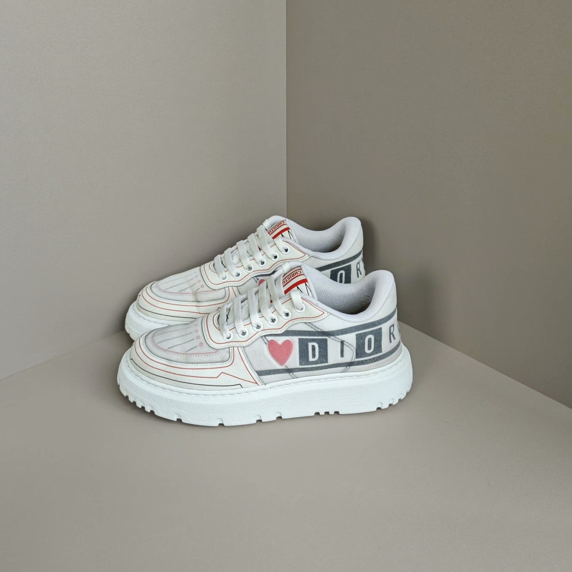 Dior Dior Lowtop Sneakers us_6 Women Size US 6 / IT 36 - 1 Thumbnail