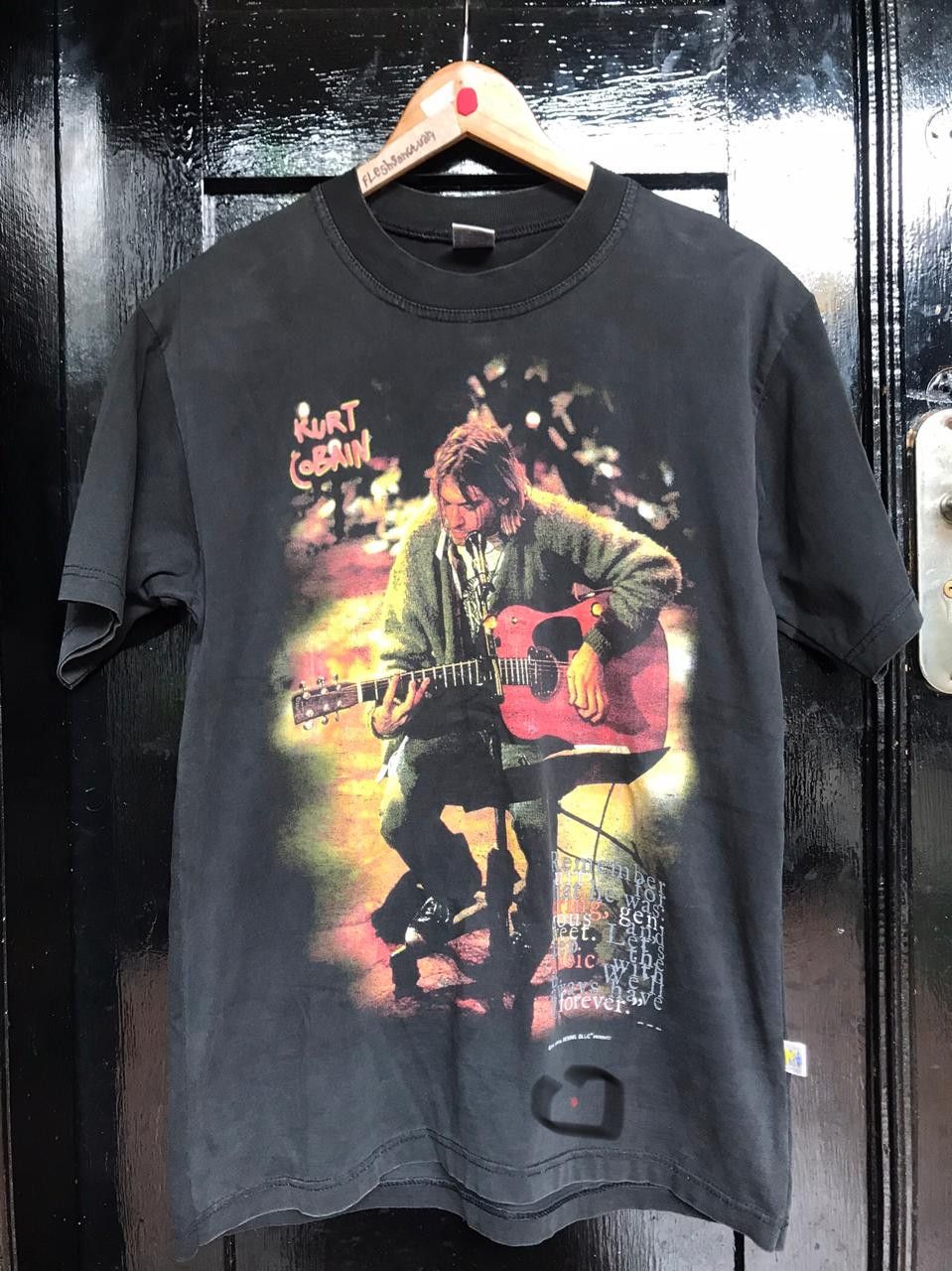 Band Tees Nirvana Kurt Cobain Moving Blue Band T Shirt Size US M / EU 48-50 / 2 - 1 Thumbnail