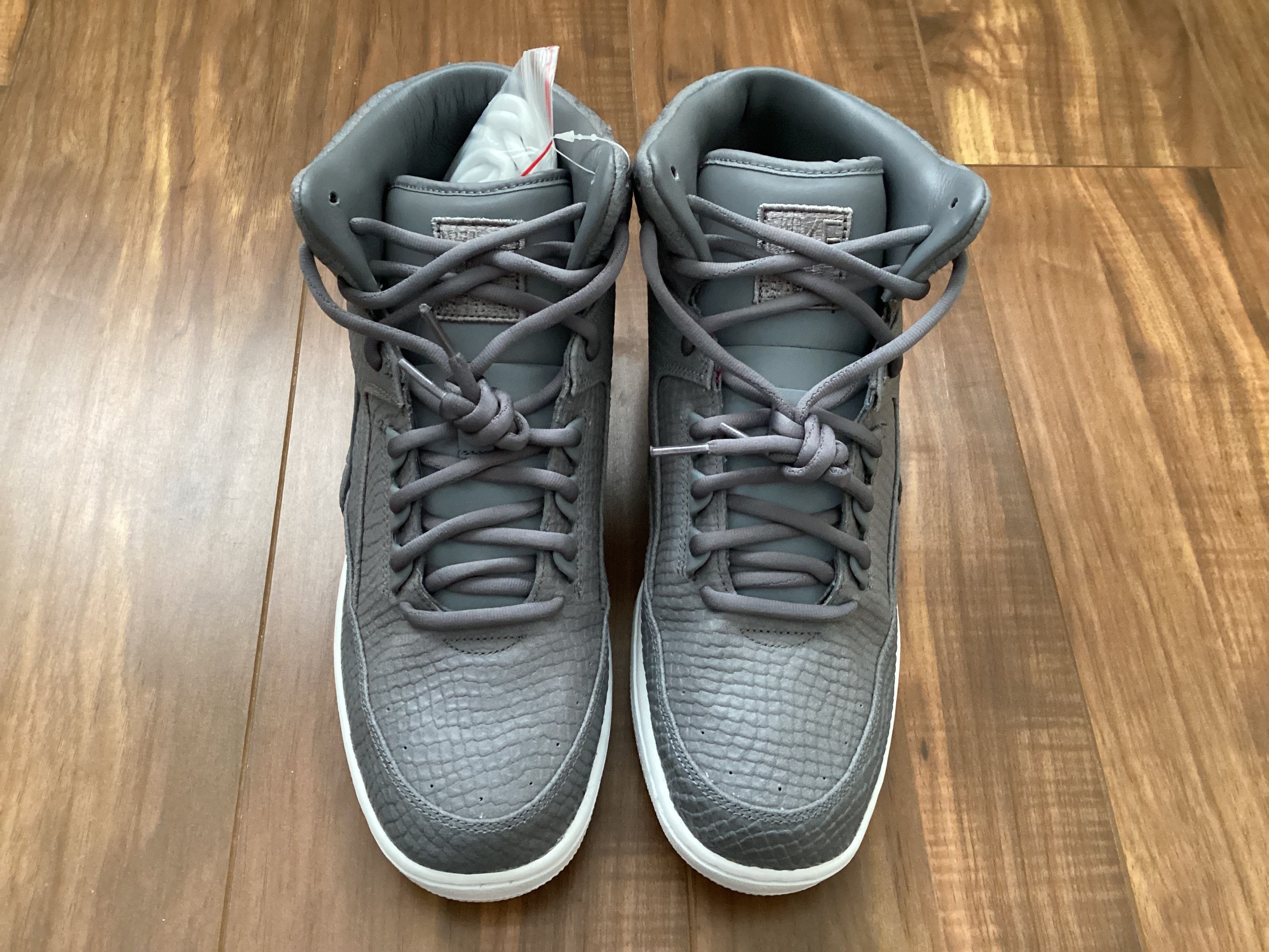 Nike (12)Nike Air Python Cool Grey 658394-001 Size US 12 / EU 45 - 5 Thumbnail